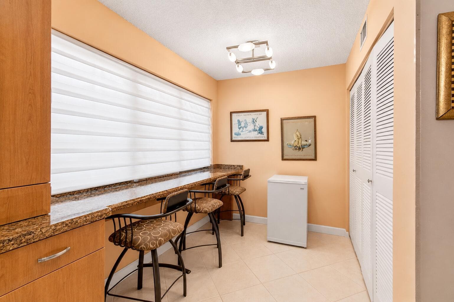 5561 Fairway Park Drive 104, Boynton Beach, FL 33437 5