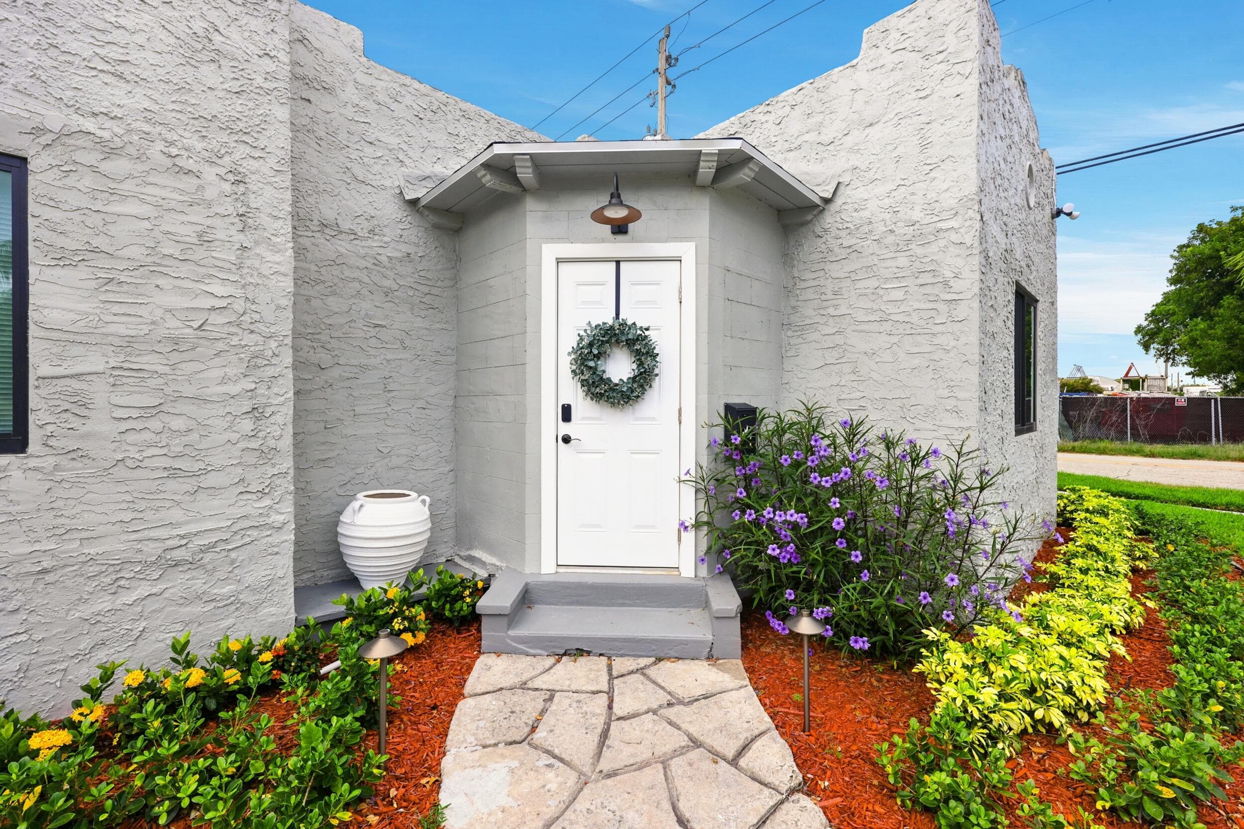424 Putnam Road, West Palm Beach, FL 33405 2