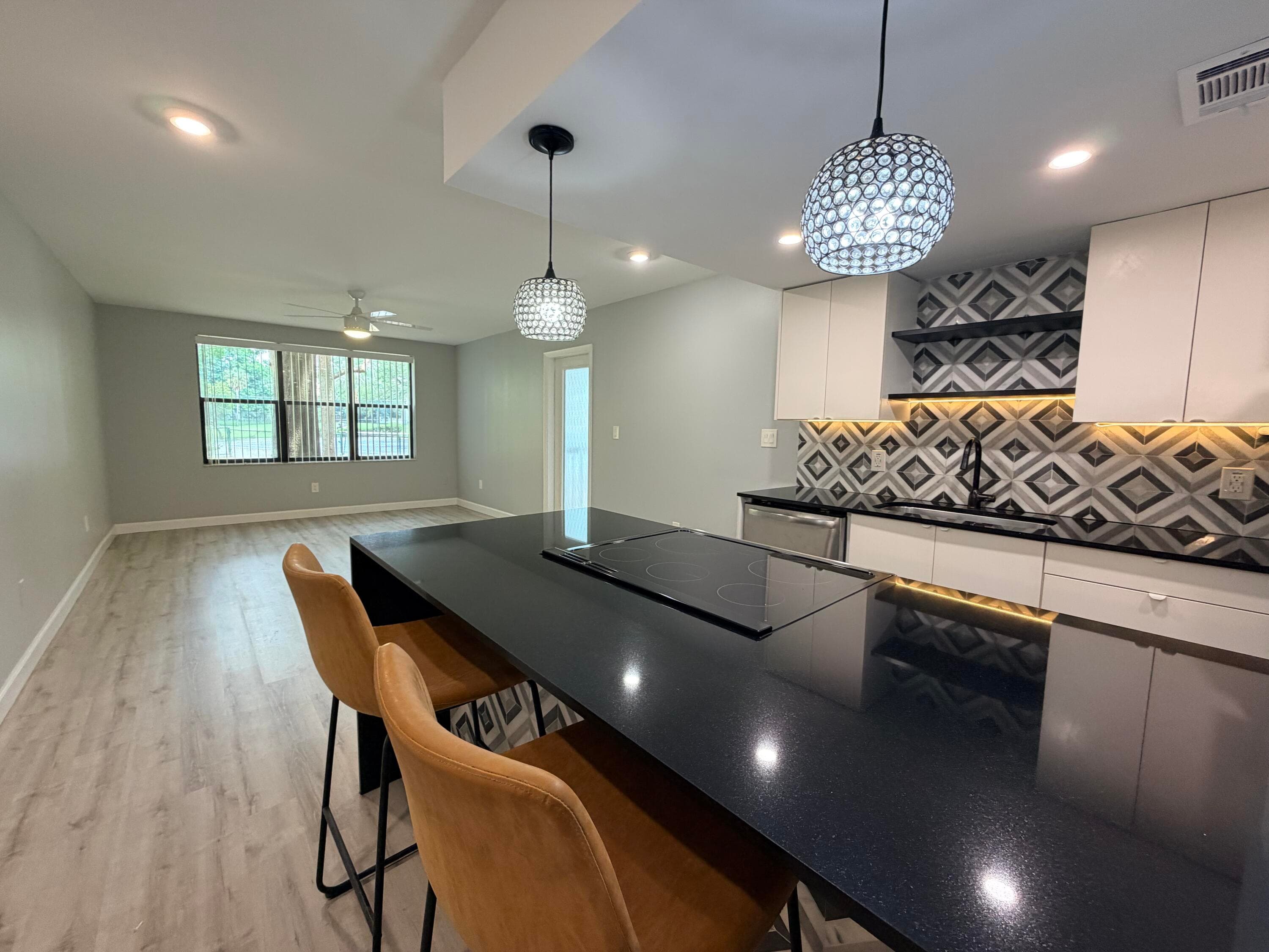 4501 W Mcnab Road 11, Pompano Beach, FL 33069 5