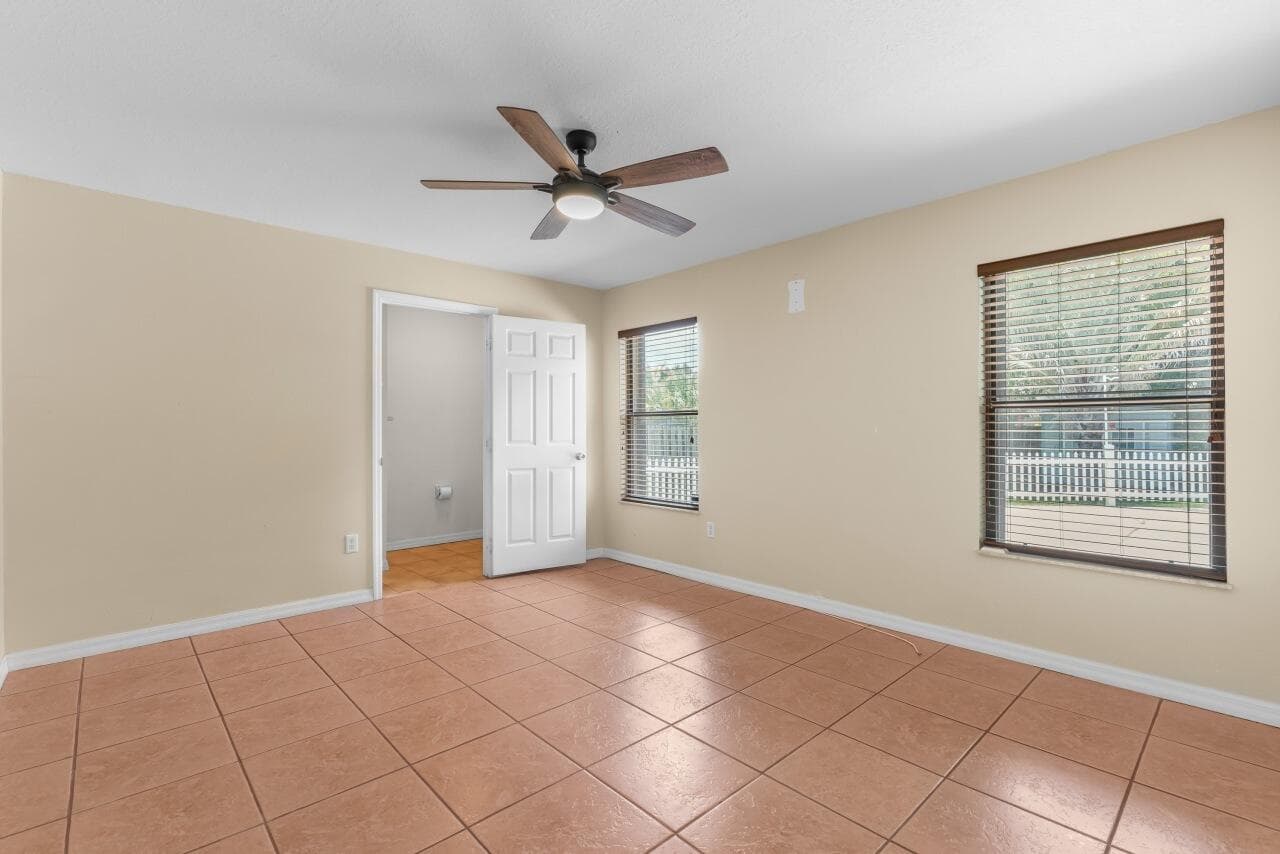 1636 NE Darlich Avenue, Jensen Beach, FL 34957 18