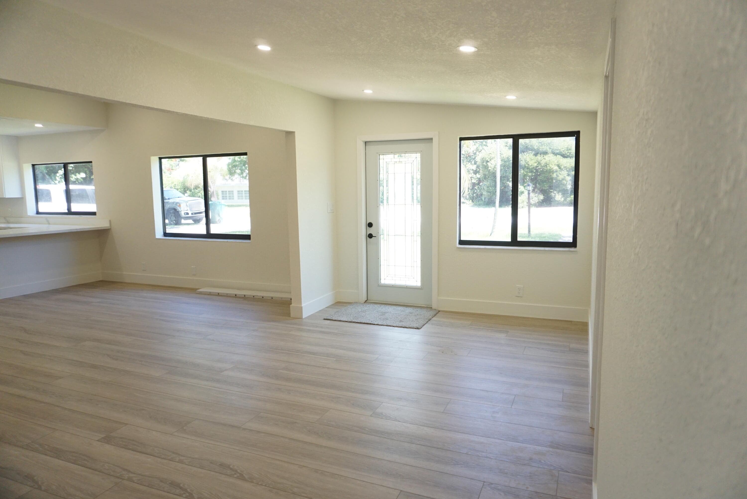 310 SW 1st Avenue, Boynton Beach, FL 33435 4