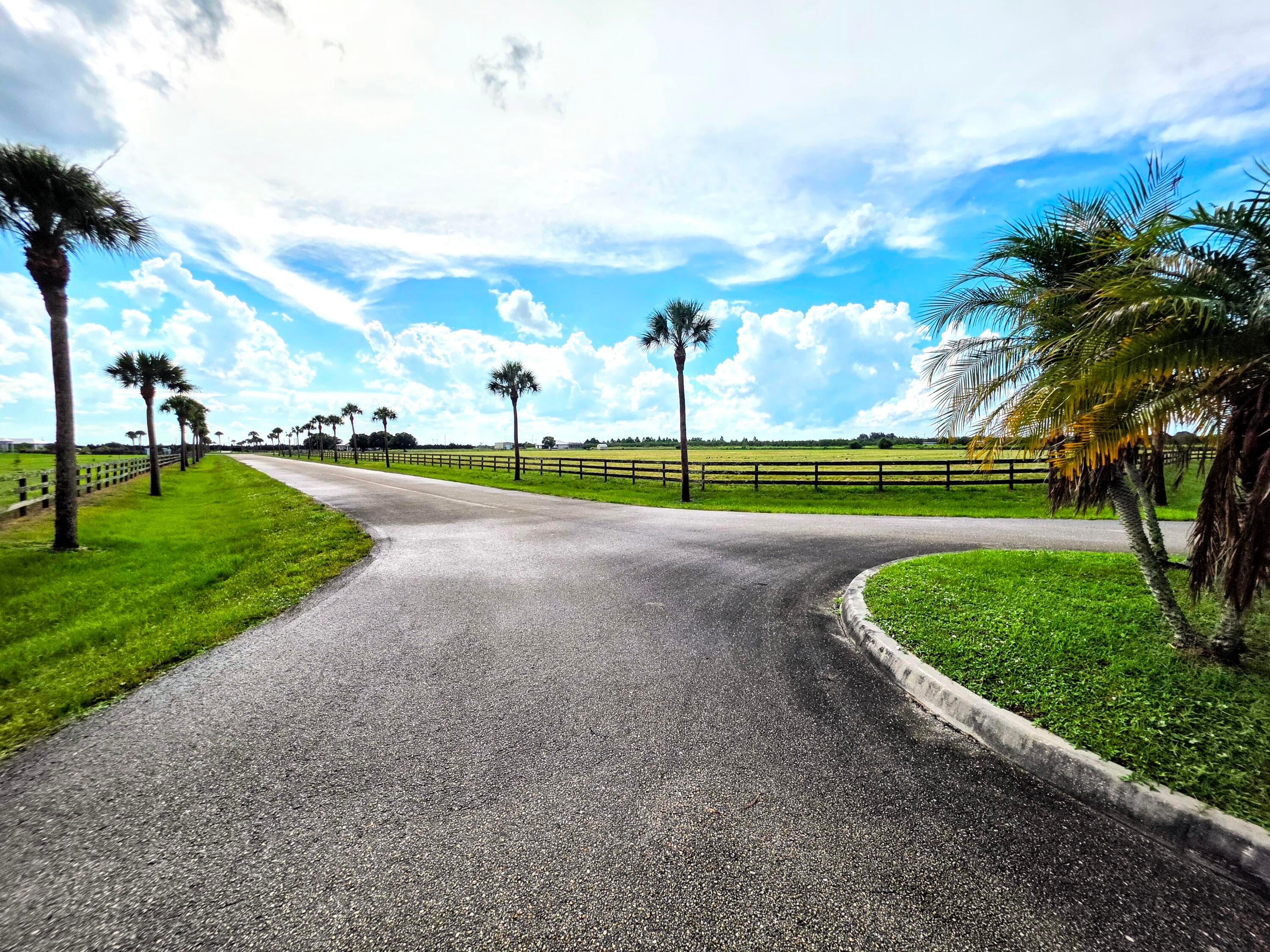 4 Sneed Road, Fort Pierce, FL 34945 10