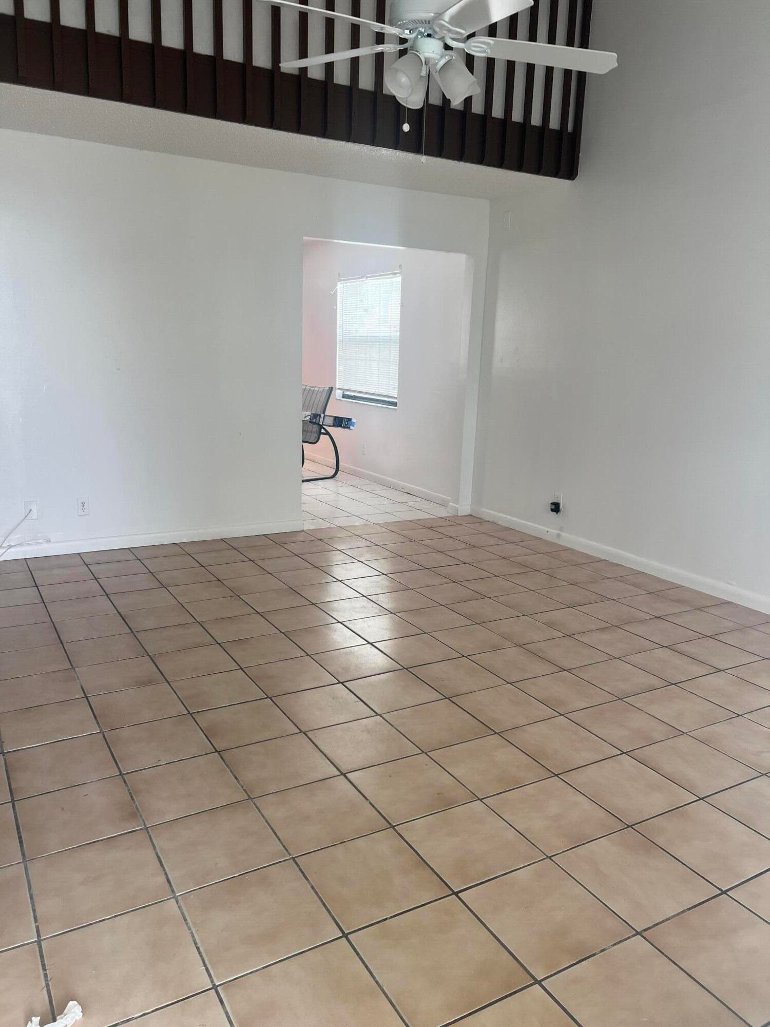 57 Peachtree Place, Boynton Beach, FL 33436 2