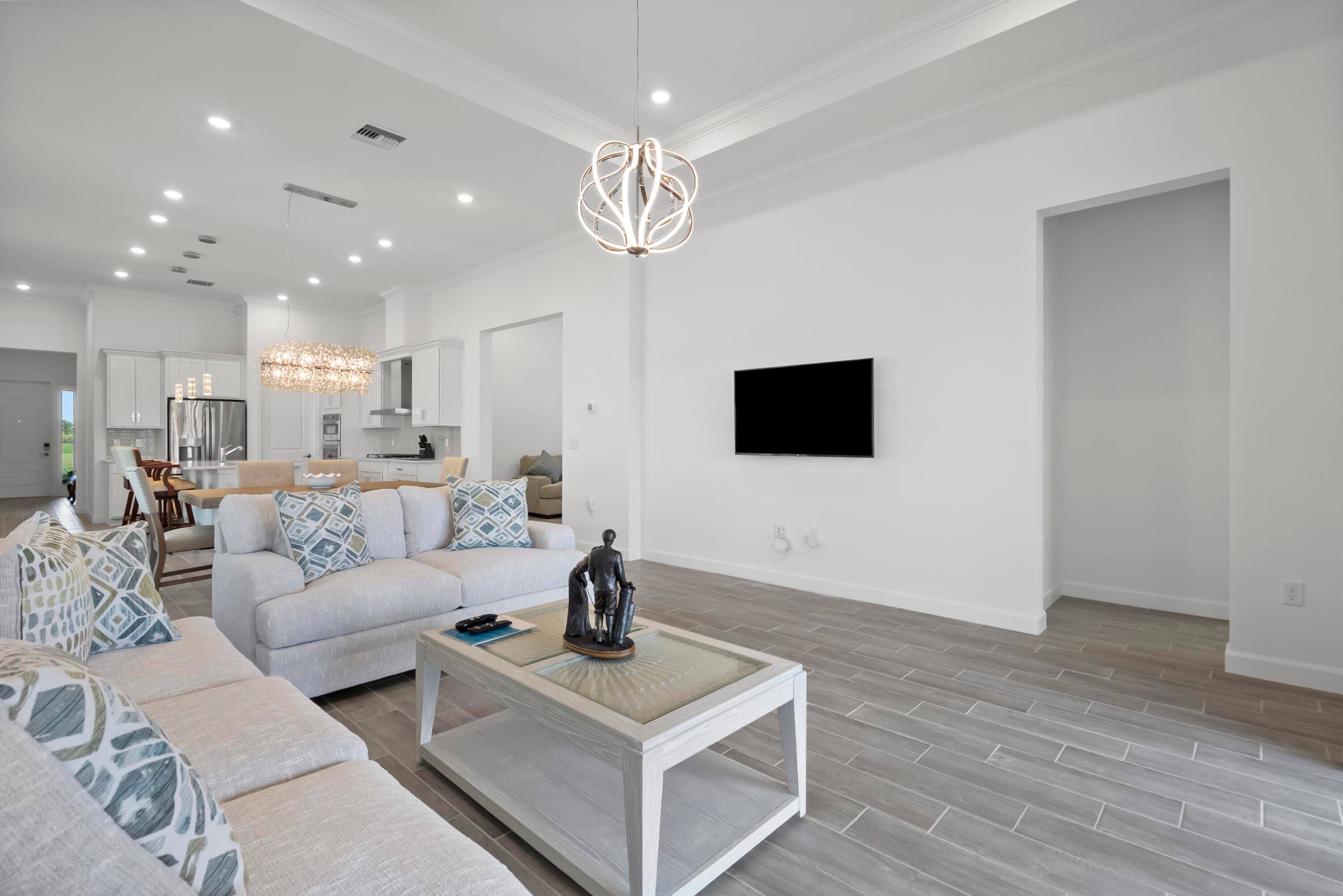 369 SE Fascino Circle, Port St. Lucie, FL 34984 34