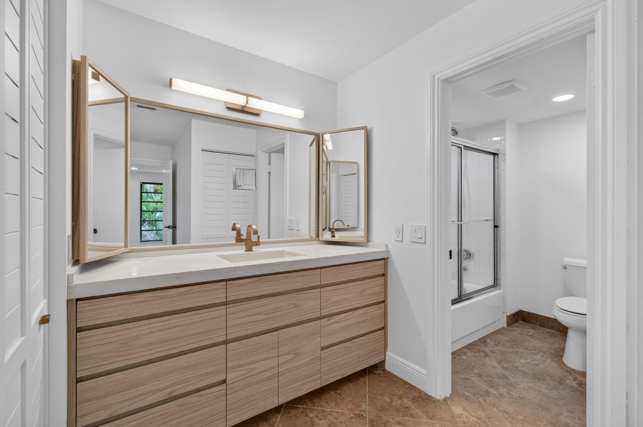 8460 Casa Del Lago, Boca Raton, FL 33433 24