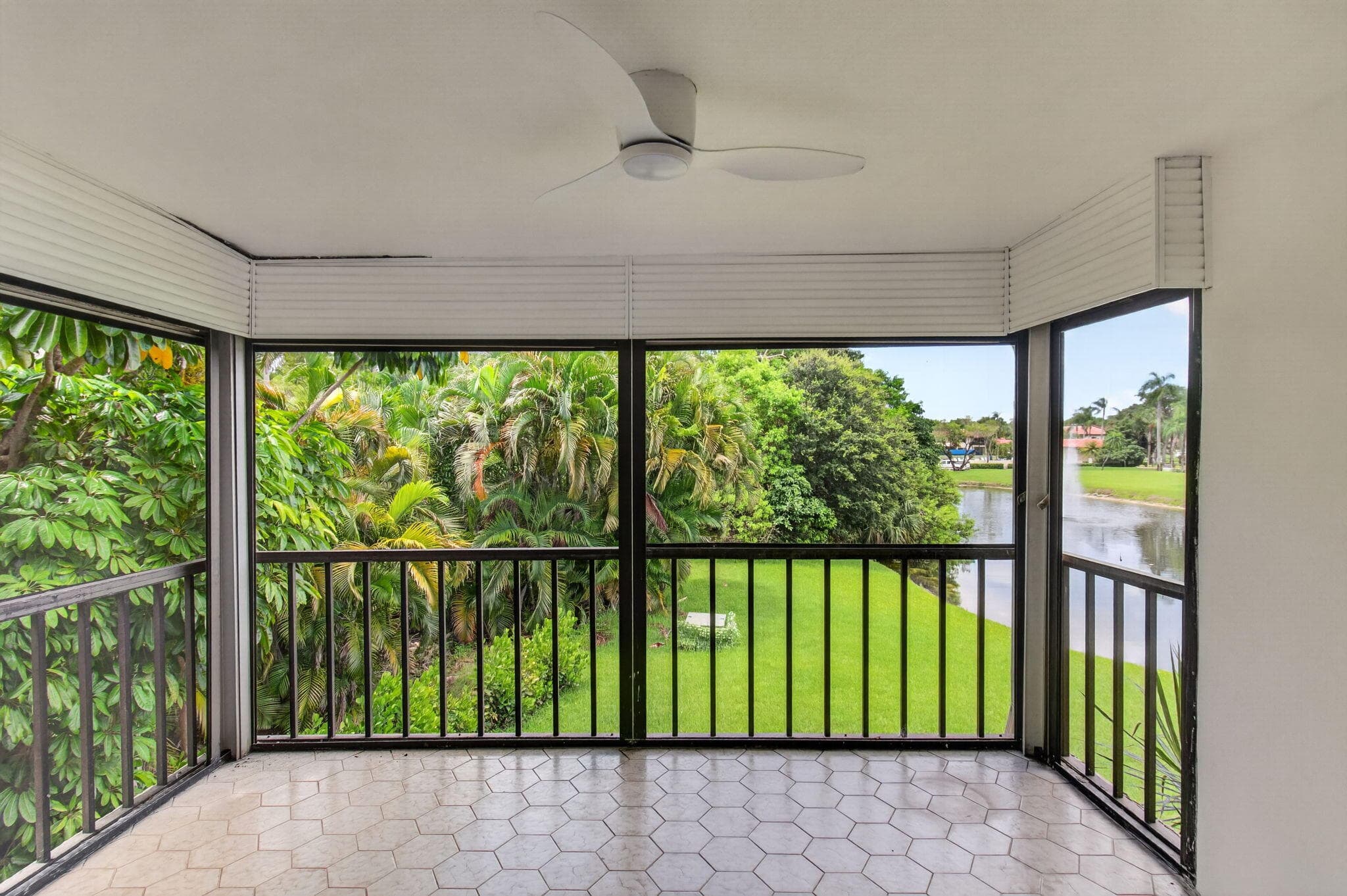 8460 Casa Del Lago, Boca Raton, FL 33433 30