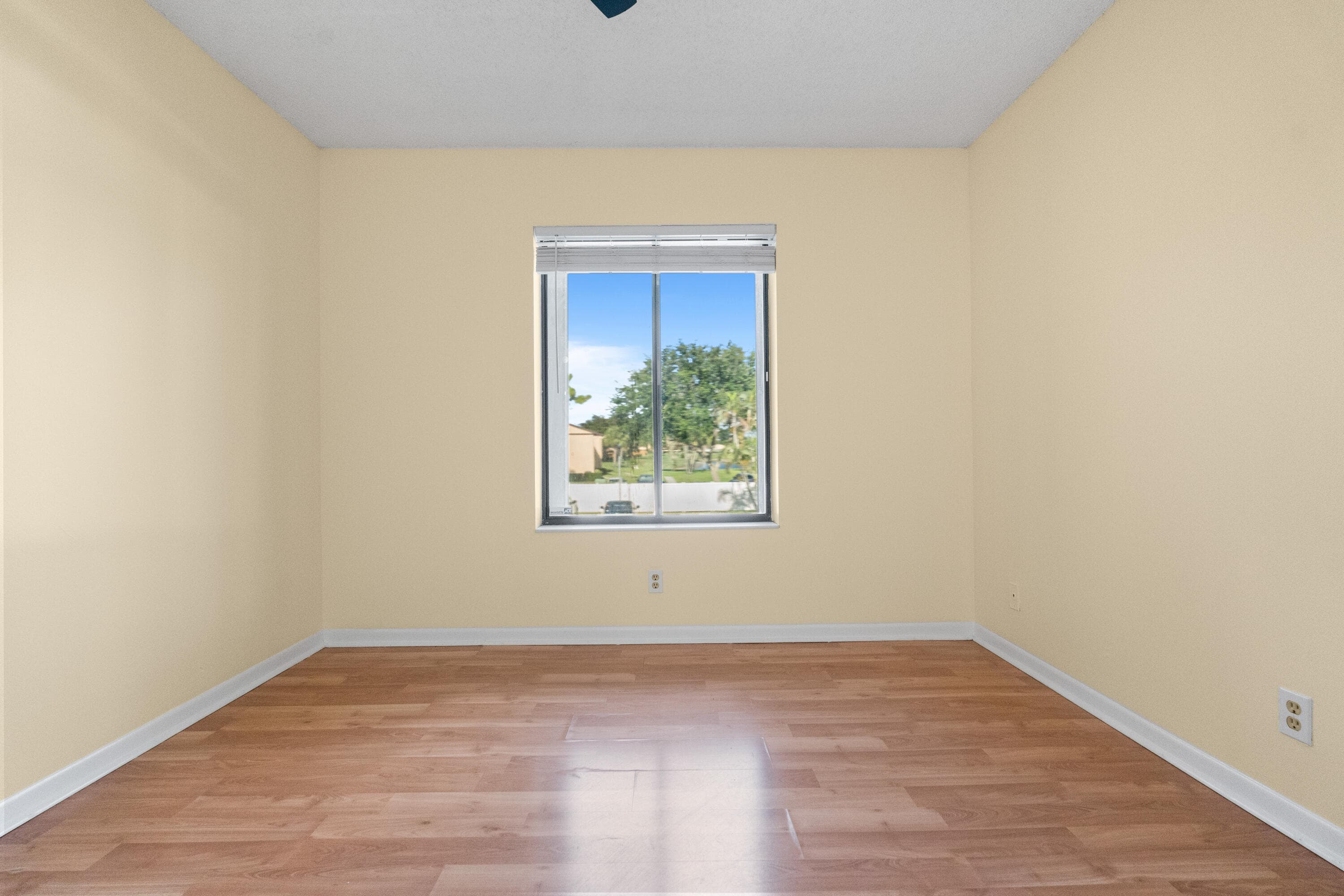 706 Sunny Pine Way E2, Greenacres, FL 33415 29