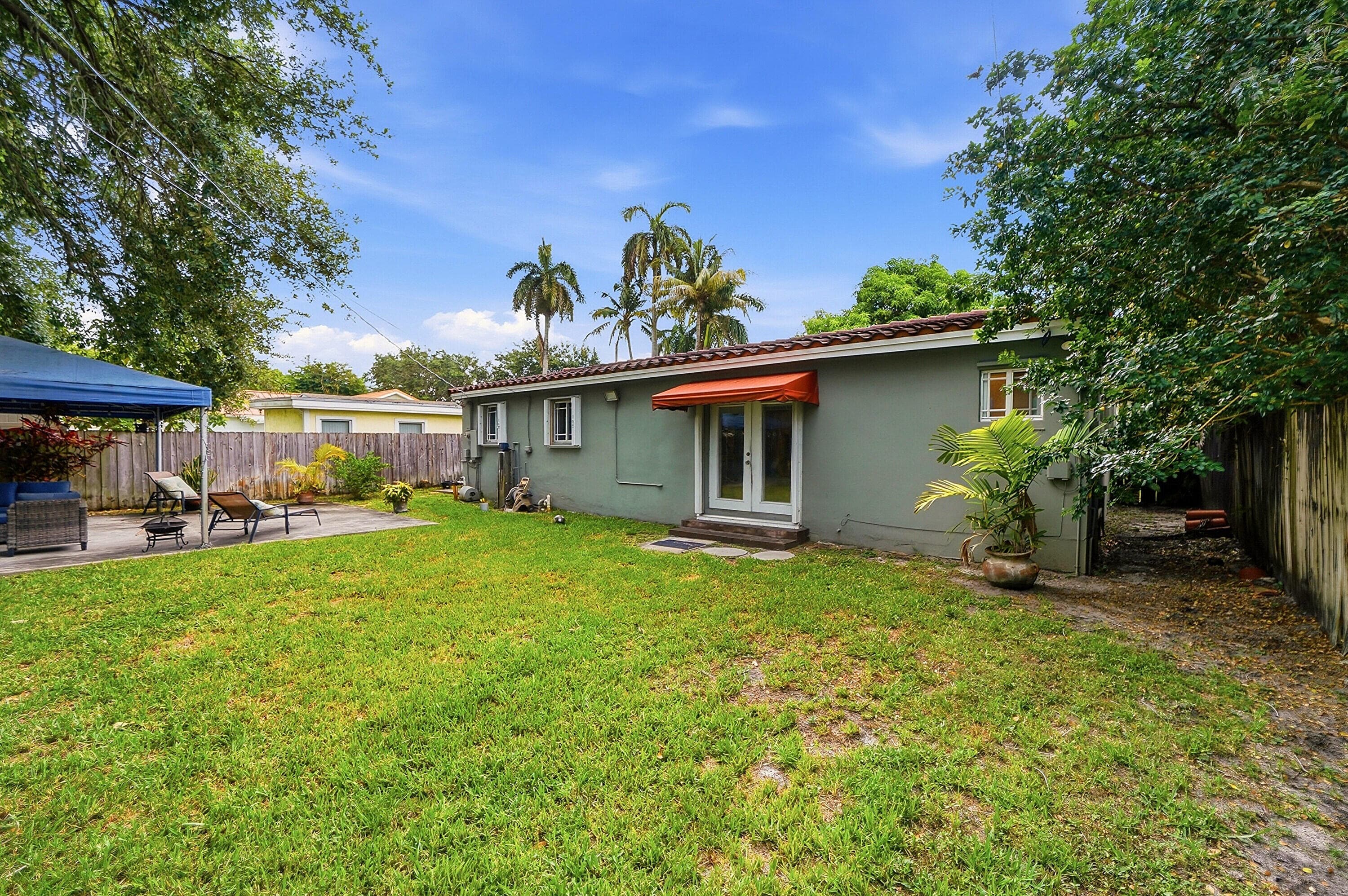 1208 N 31st Avenue, Hollywood, FL 33021 27