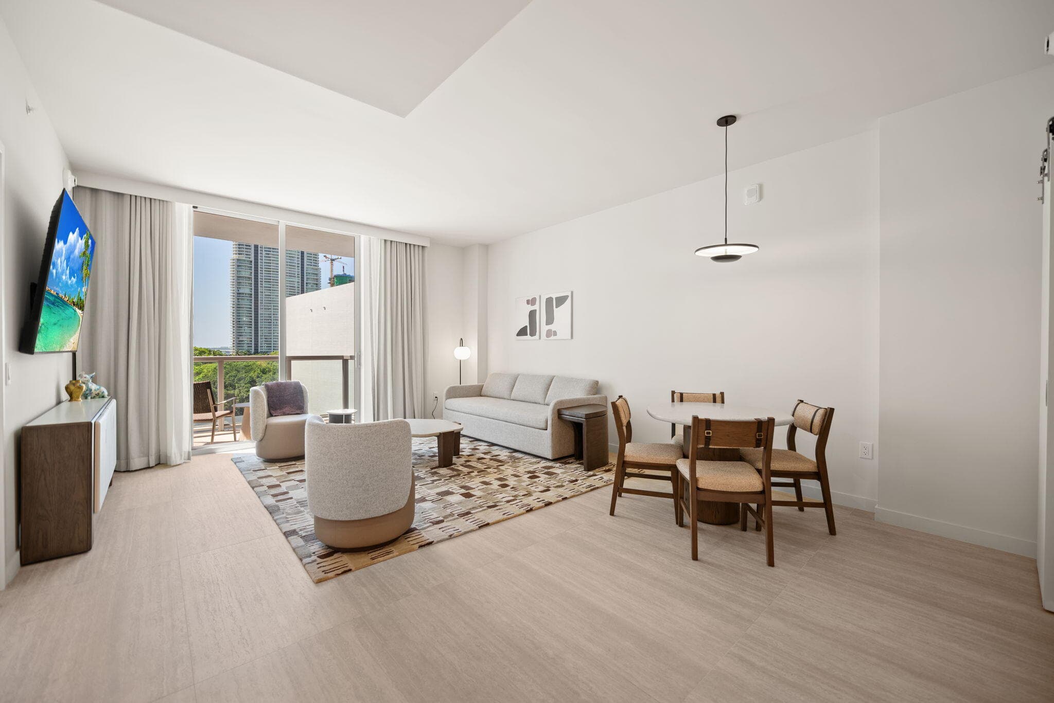 1611 SW 2nd Avenue 702, Miami, FL 33129 5
