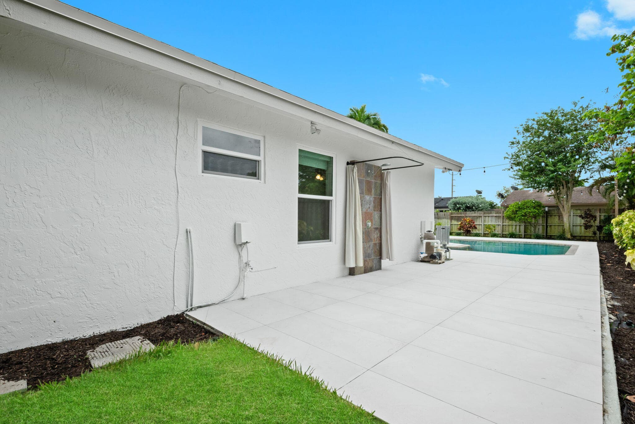 561 SW 168th Terrace, Weston, FL 33326 25