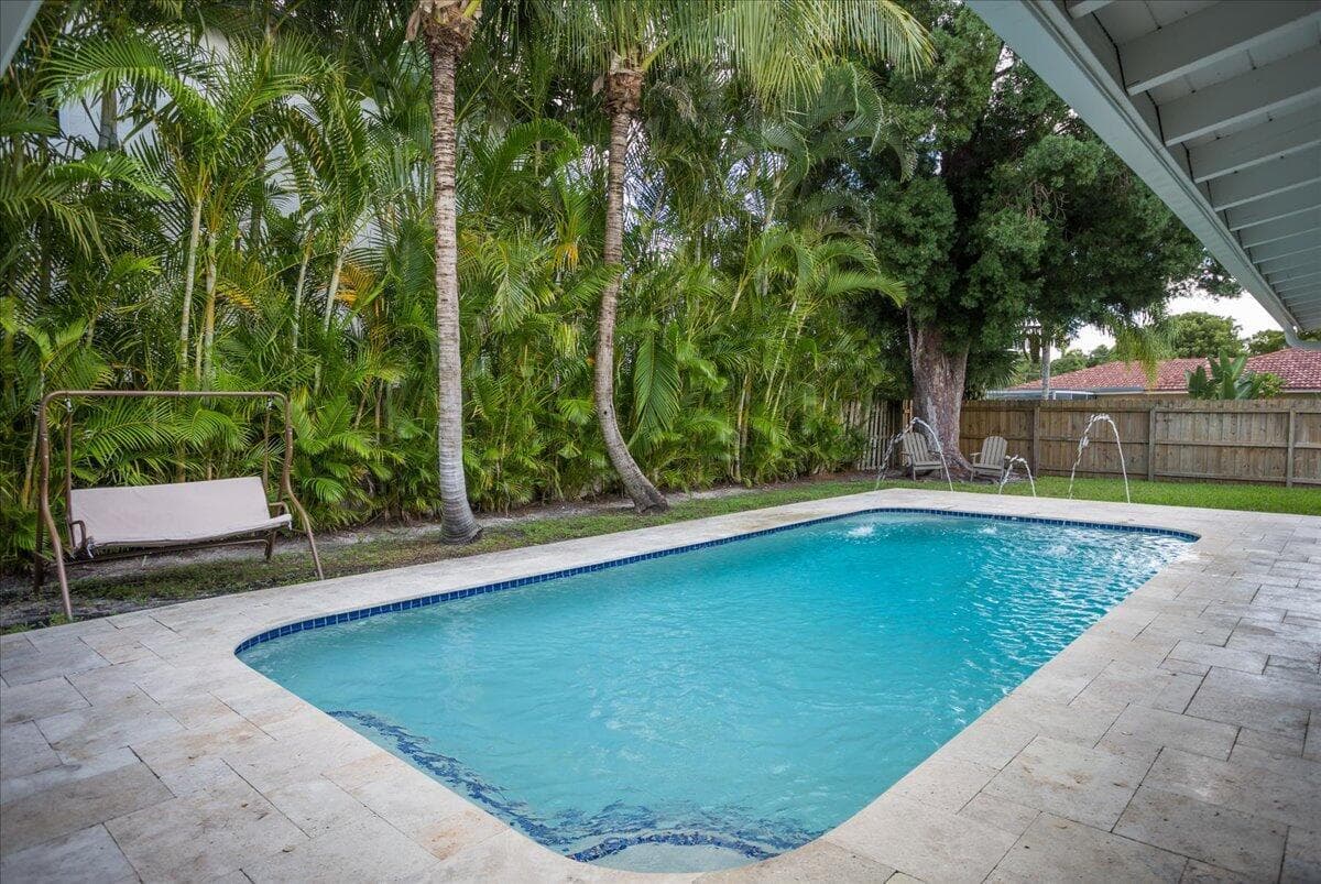 1110 SW 15th Street, Boca Raton, FL 33486 23