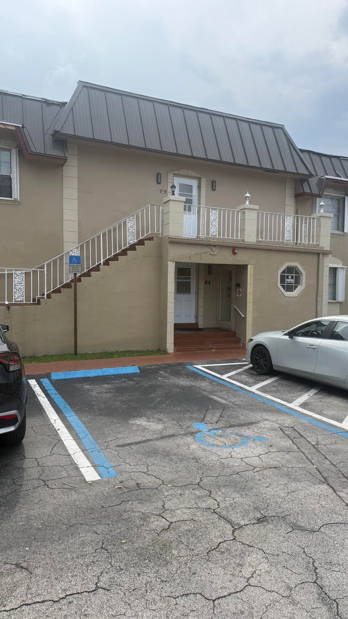 475 SE 8th Street 214, Deerfield Beach, FL 33441 3