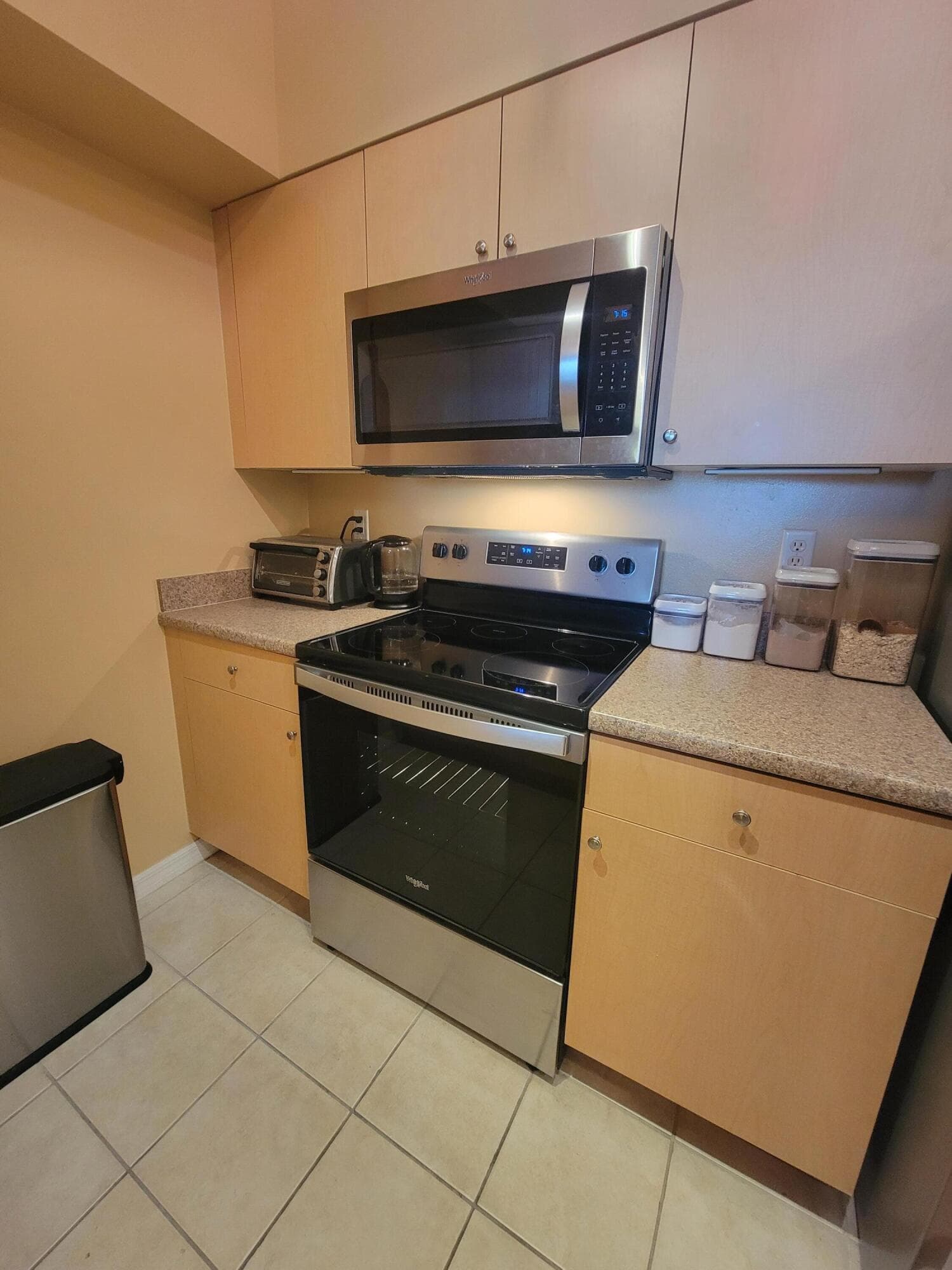 616 Clearwater Park Road 1207, West Palm Beach, FL 33401 26