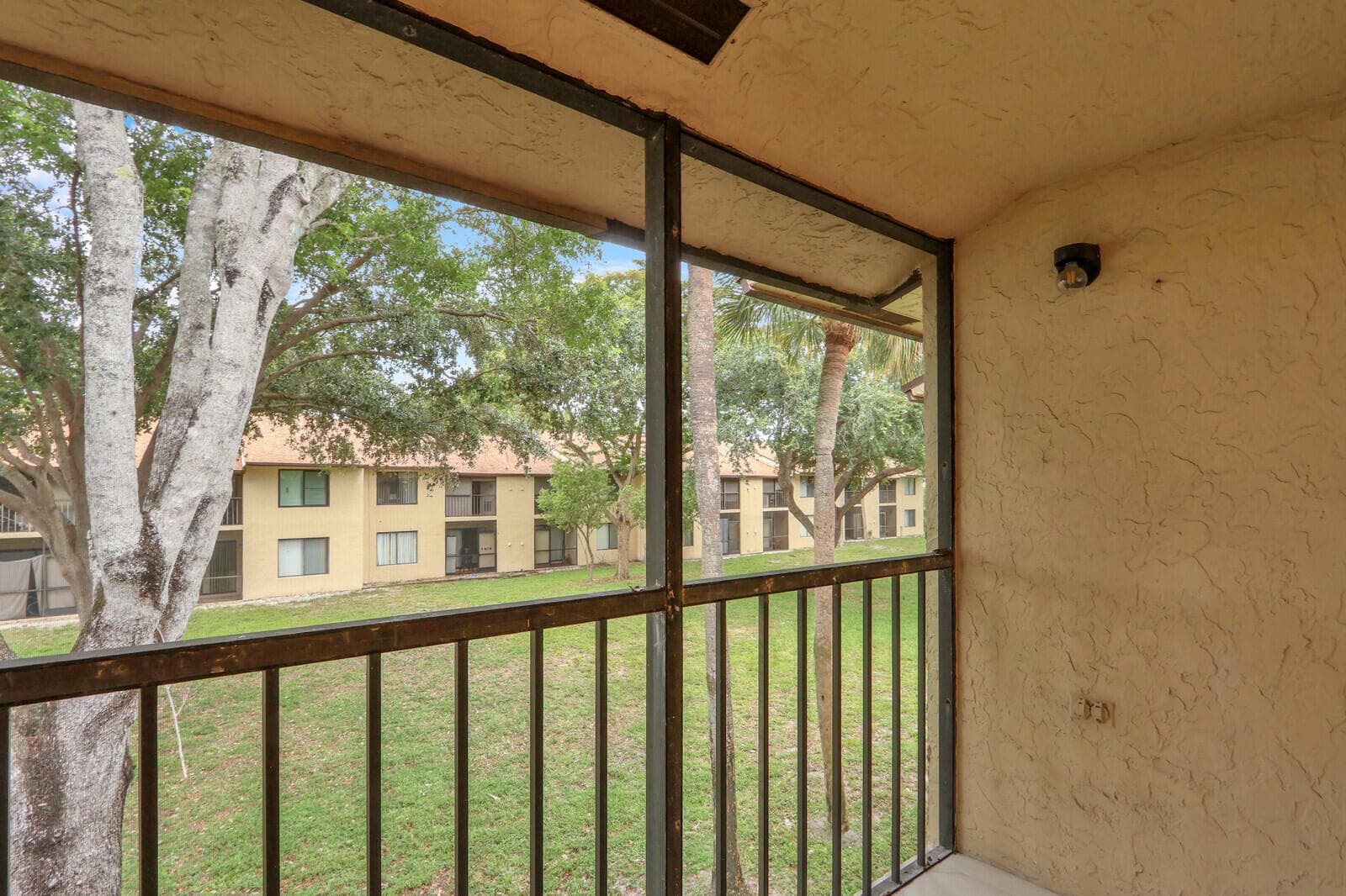 21938 Remsen Terrace 203, Boca Raton, FL 33433 25
