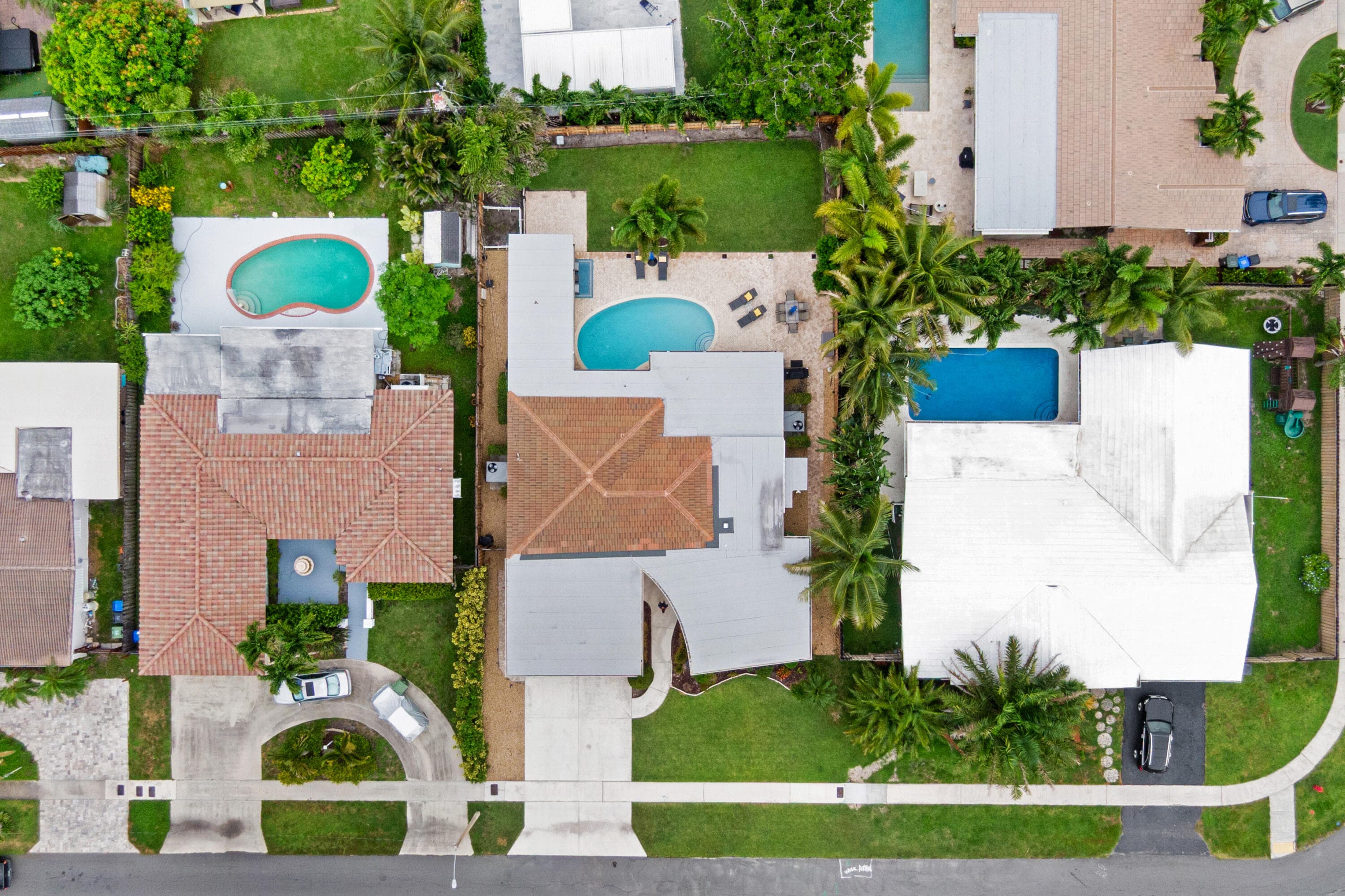 2070 NE 63rd Street, Fort Lauderdale, FL 33308 34