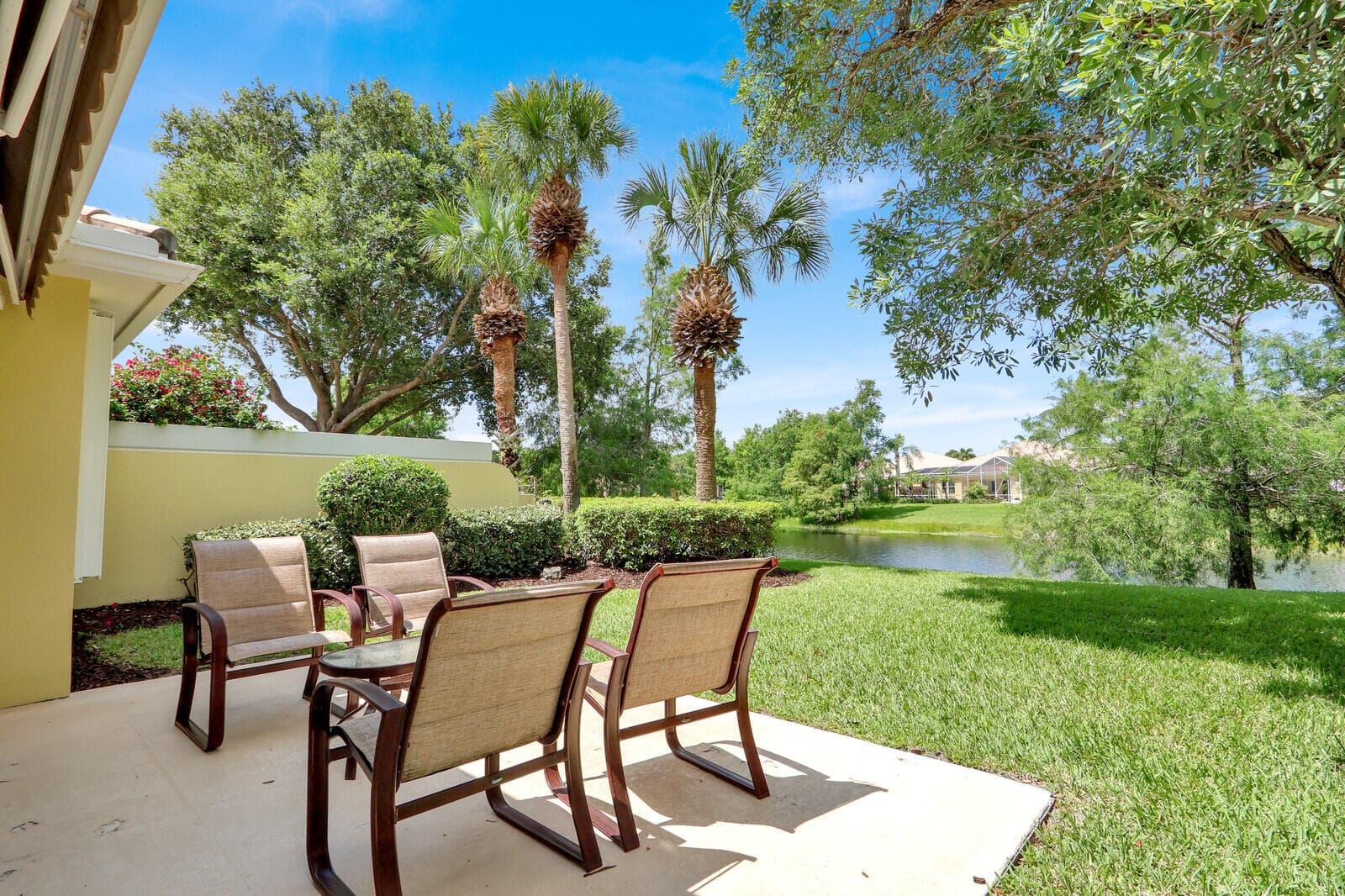 5181 Magnolia Bay Circle, Palm Beach Gardens, FL 33418 32