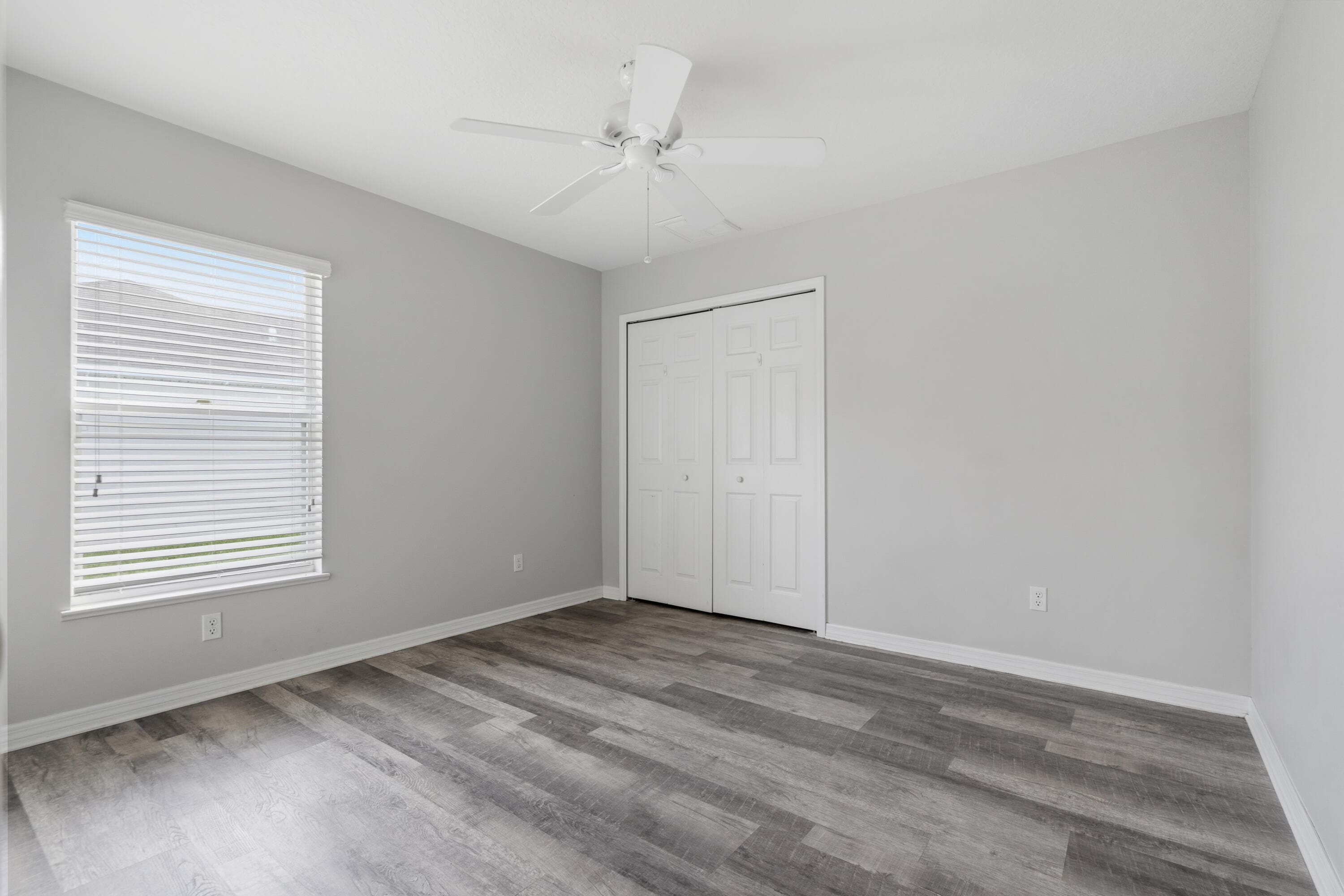 2367 SE Rock Springs Drive, Port St. Lucie, FL 34952 35