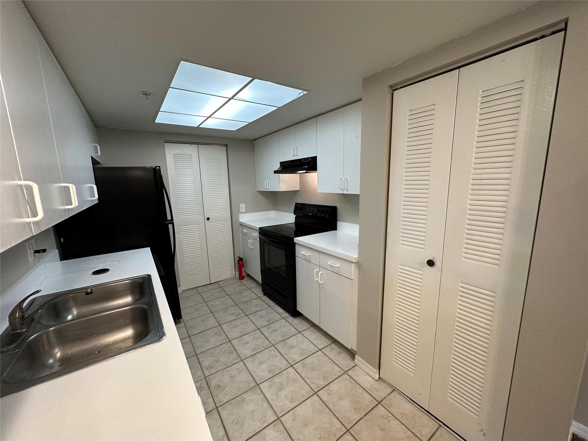 4199 N Haverhill Road 113, West Palm Beach, FL 33417 8