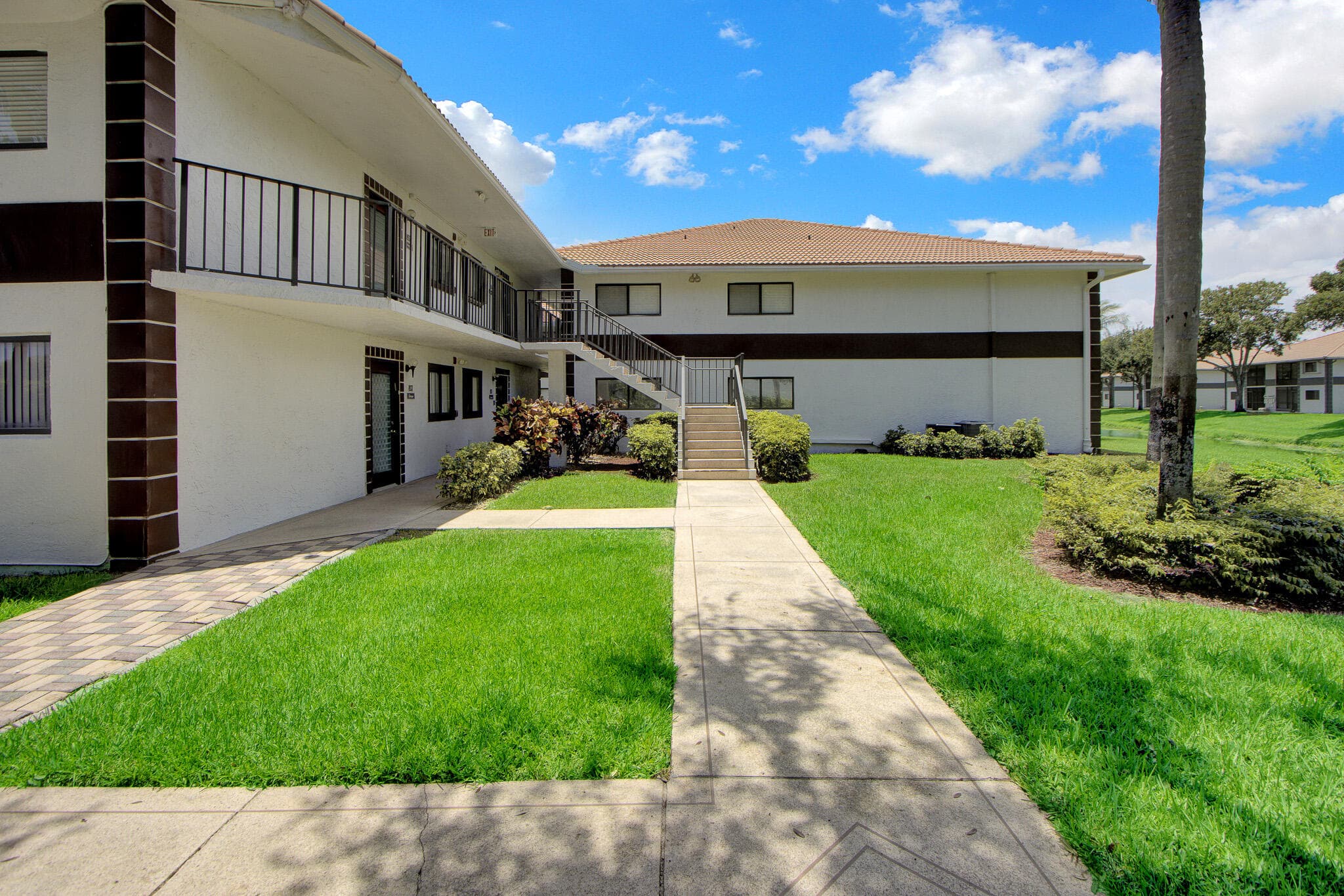 15451 Pembridge Drive 206, Delray Beach, FL 33484 2