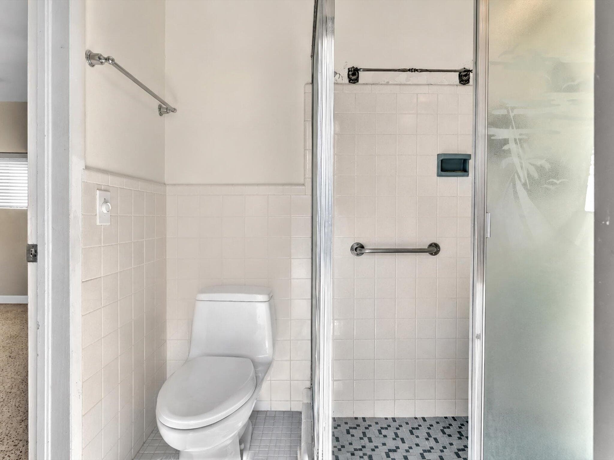 19321 NE 18th Place, Miami, FL 33179 17