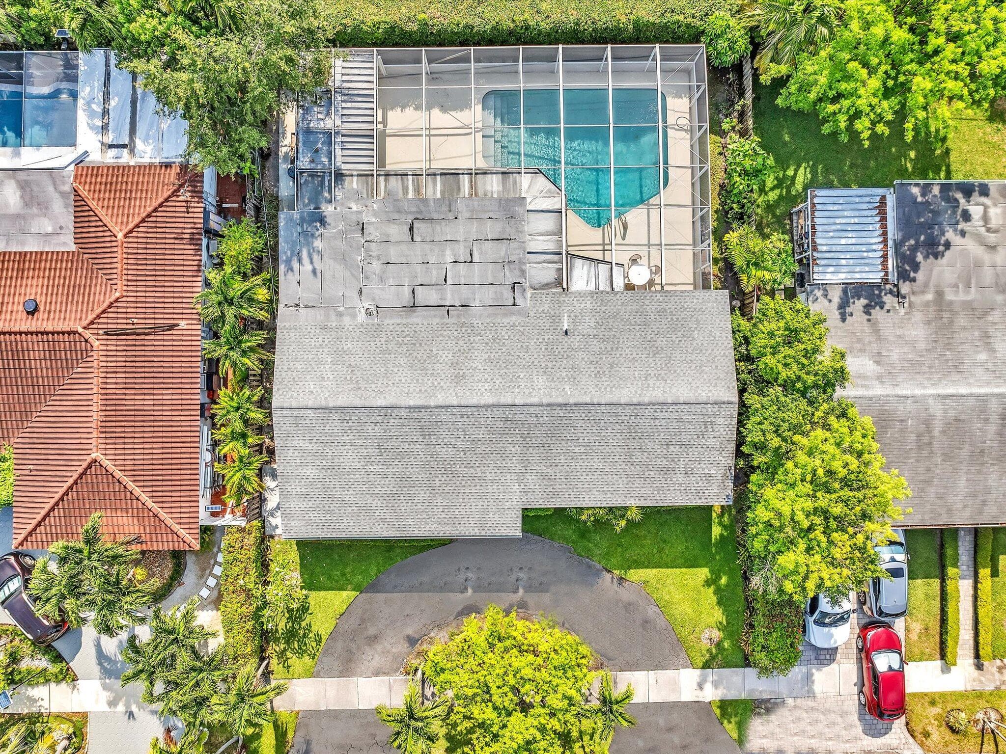 19321 NE 18th Place, Miami, FL 33179 40
