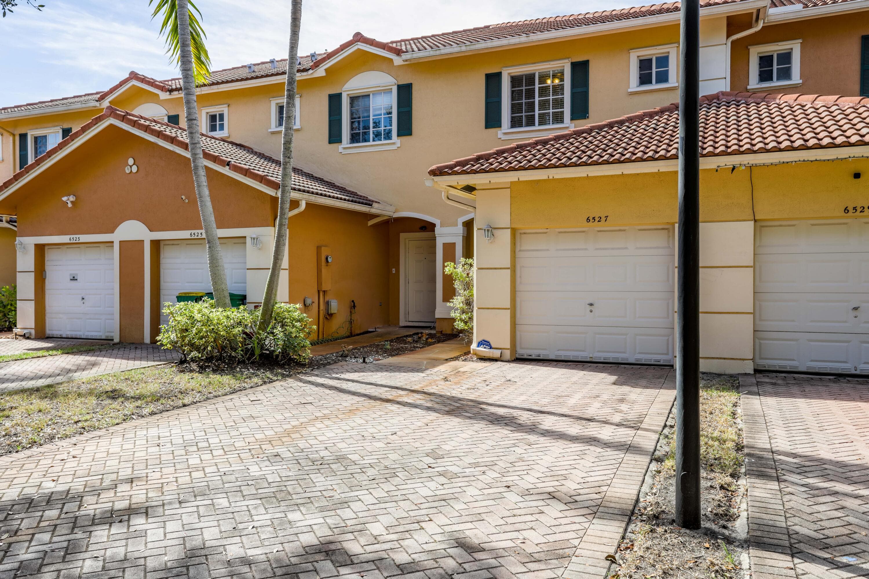 6527 Catalina Lane, Tamarac, FL 33321 2