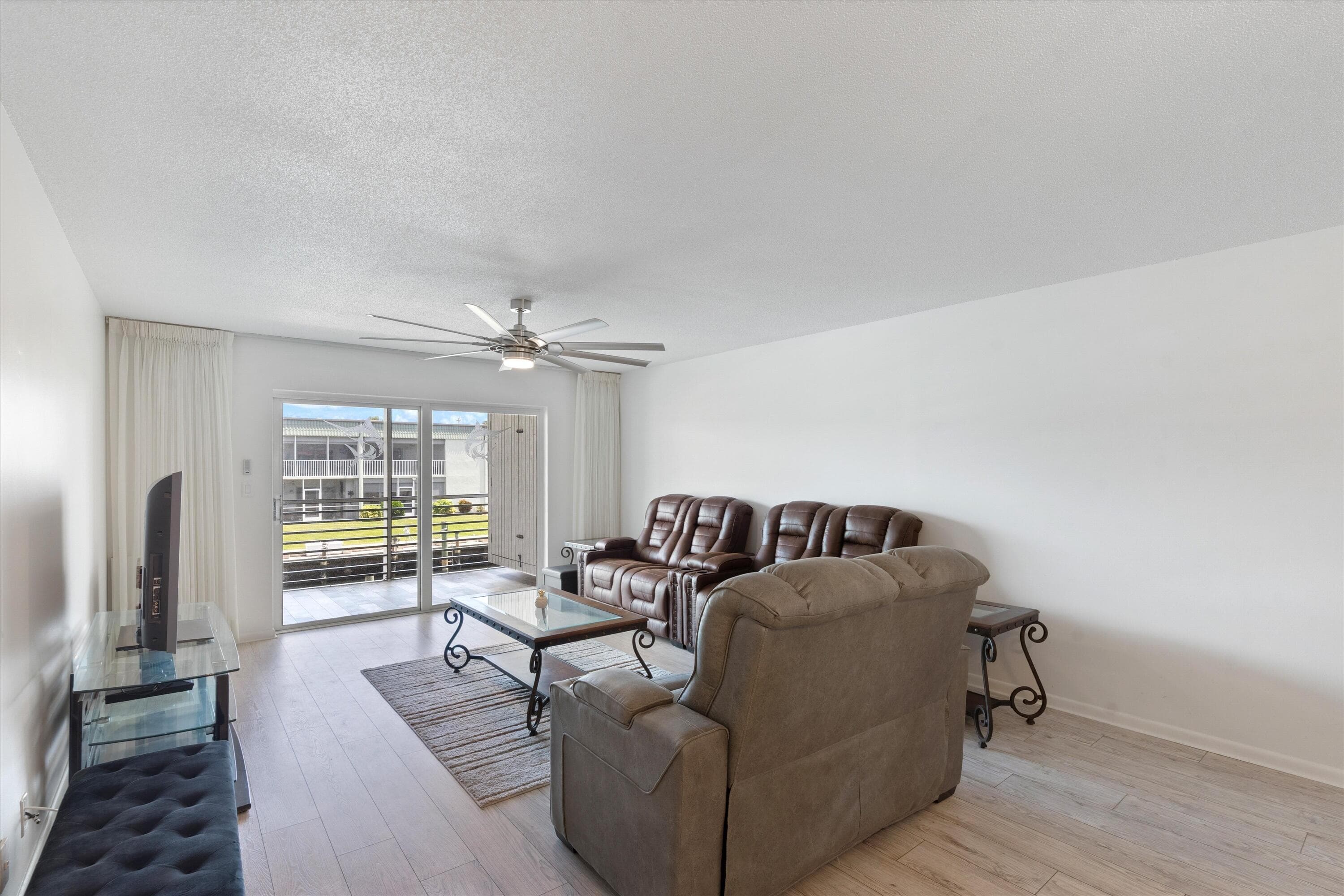 117 Lehane Terrace 210, North Palm Beach, FL 33408 18