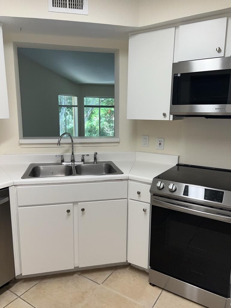2350 NW 33rd Street 807, Oakland Park, FL 33309 15