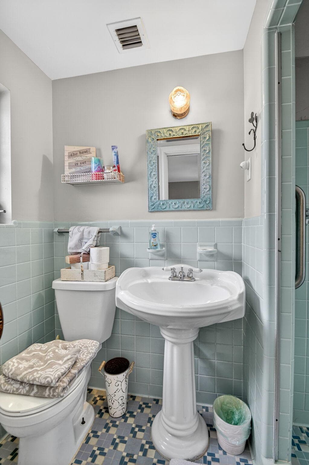 338 Edmor Road, West Palm Beach, FL 33405 20