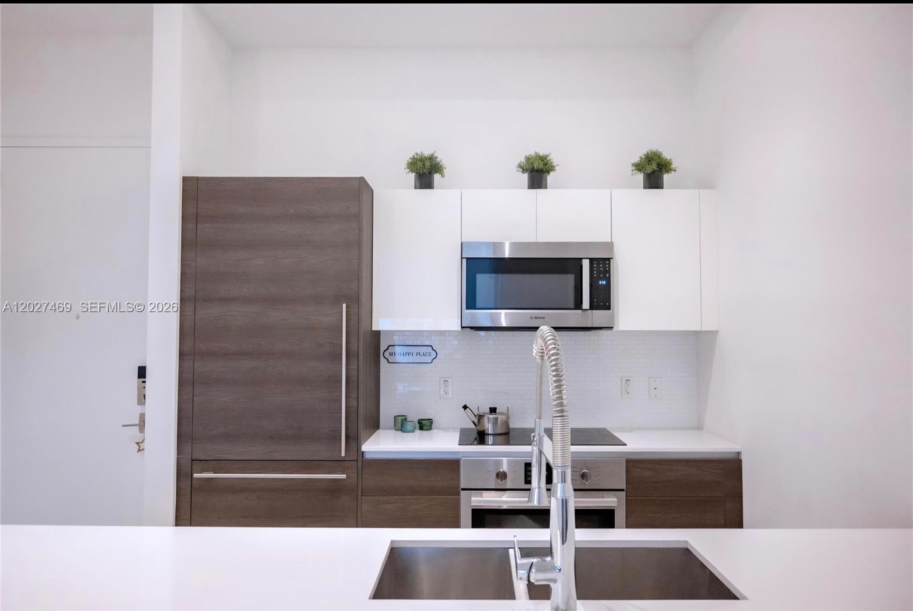 301 Altara Avenue 204, Coral Gables, FL 33146 2