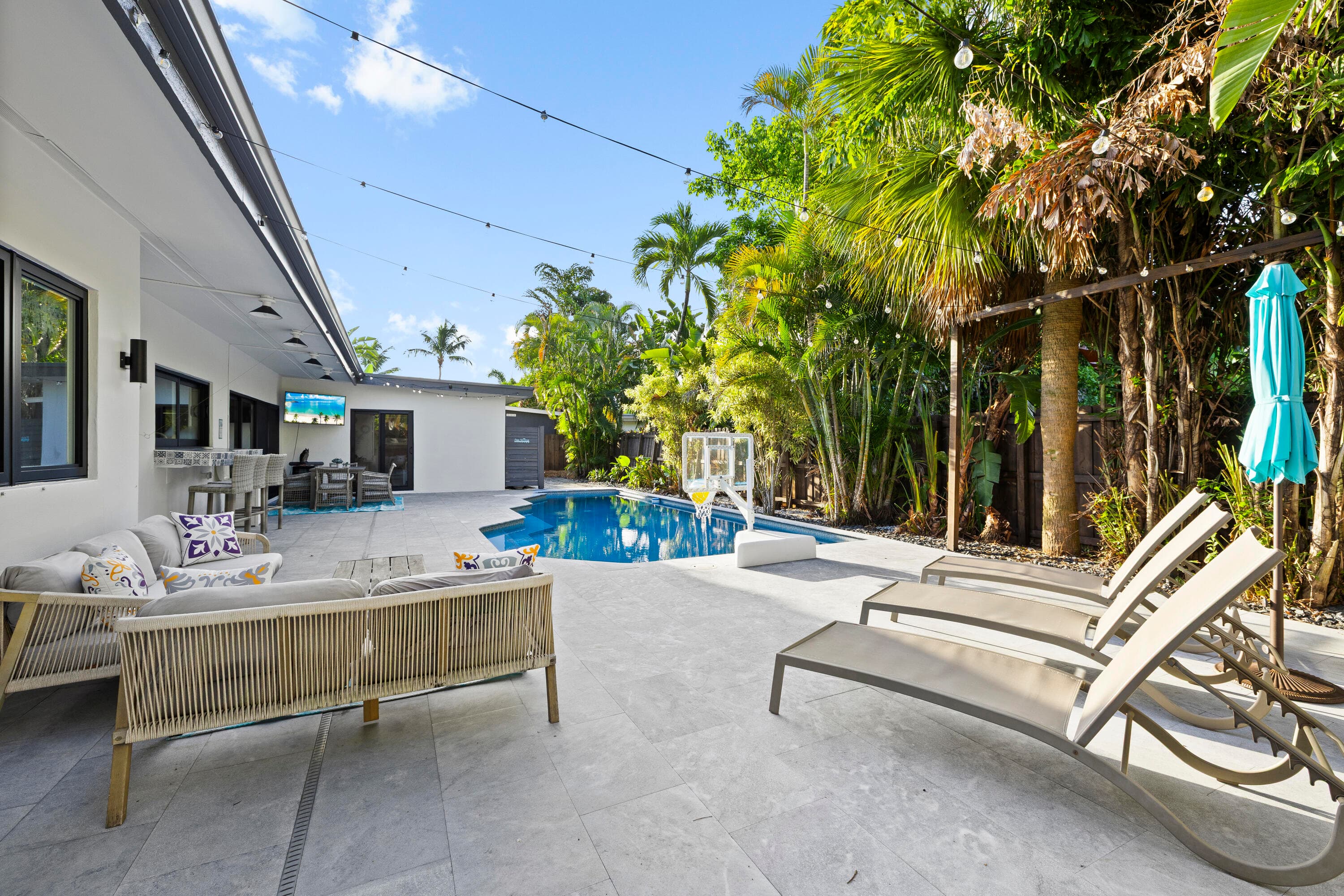 2112 Manatee Drive, Fort Lauderdale, FL 33316 51