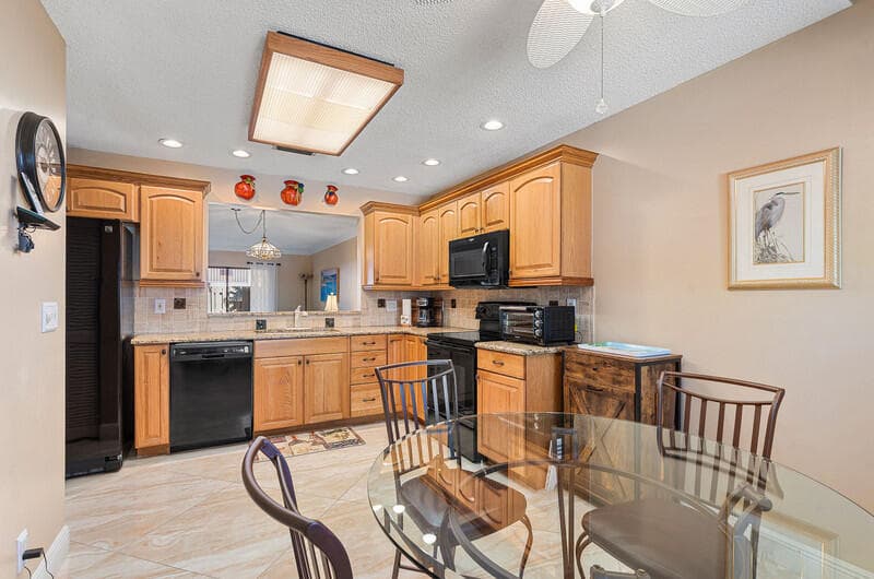 3409 SE 8th Street 6, Pompano Beach, FL 33062 12