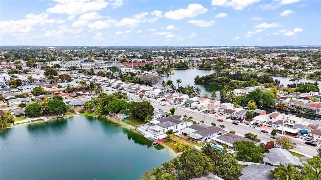 6290 W 16th Avenue, Hialeah, FL 33012 10