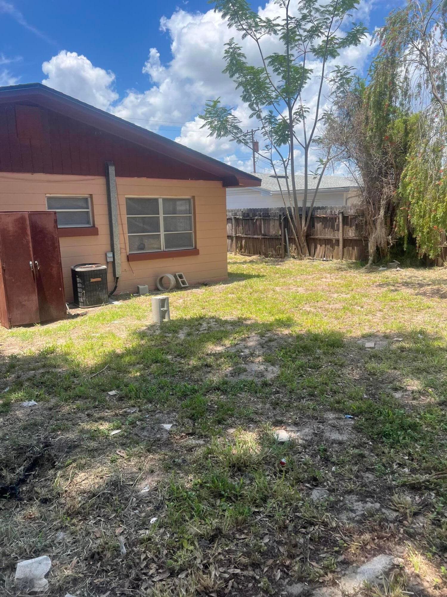 1858 4th Street SE, Winter Haven, FL 33880 3