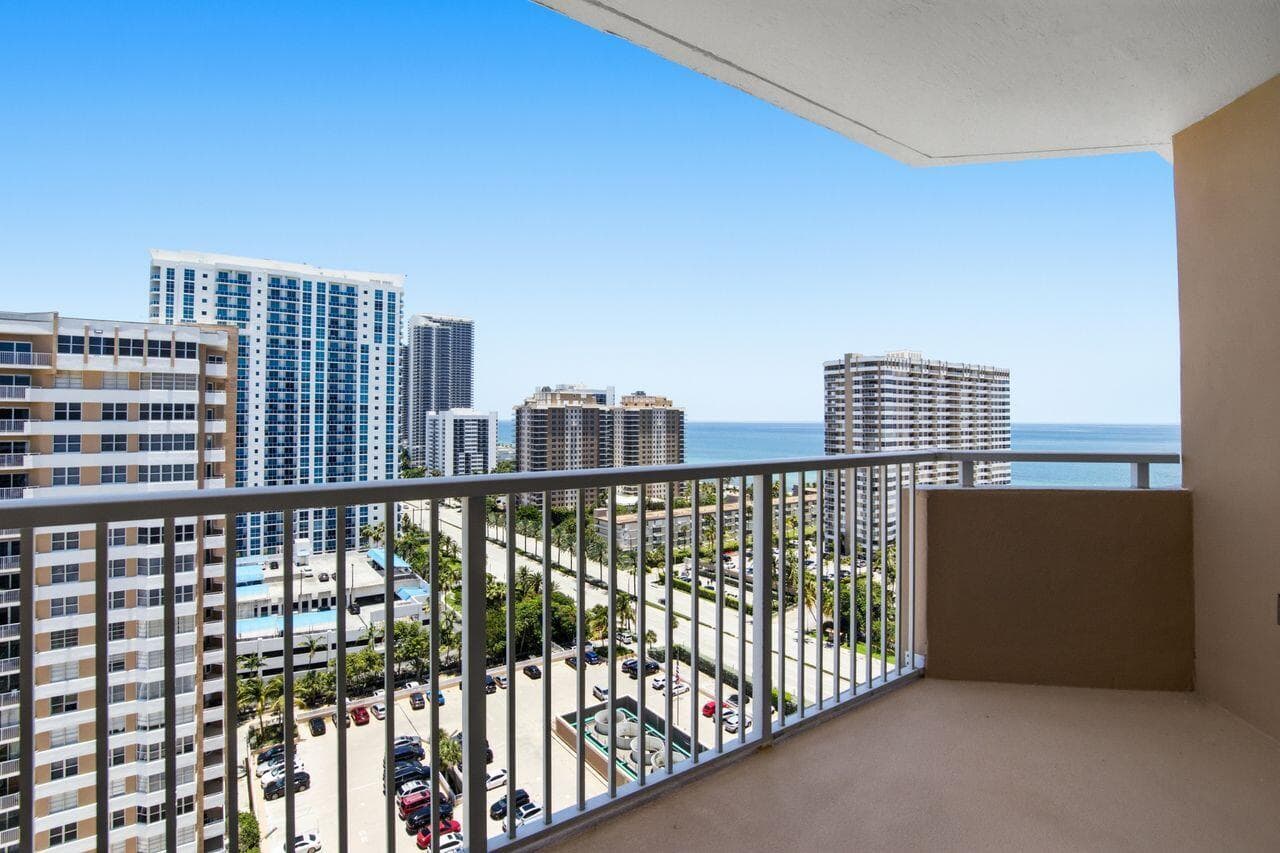 1985 S Ocean Drive 17d, Hallandale Beach, FL 33009 3