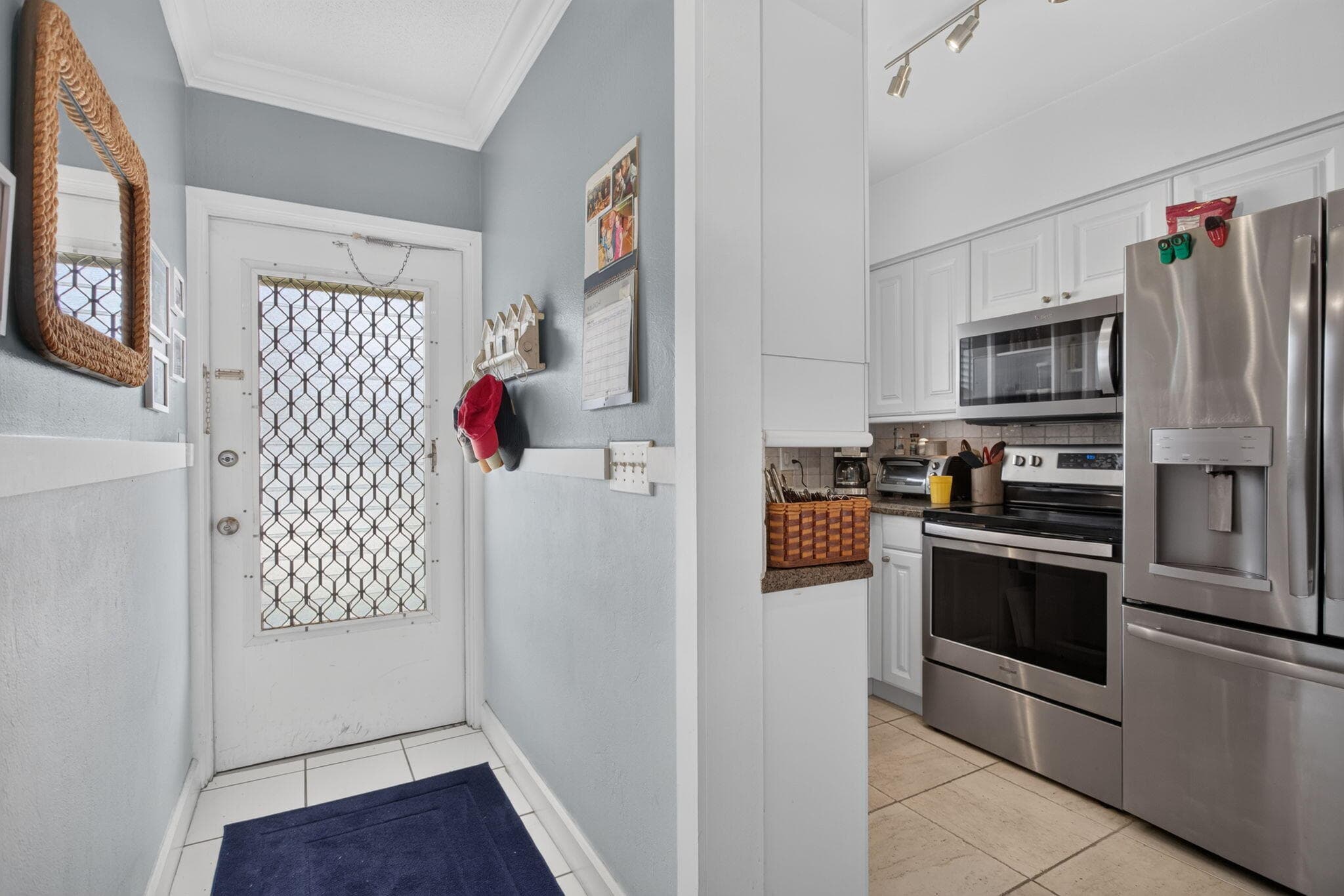 298 SE 6th Avenue 9, Pompano Beach, FL 33060 7