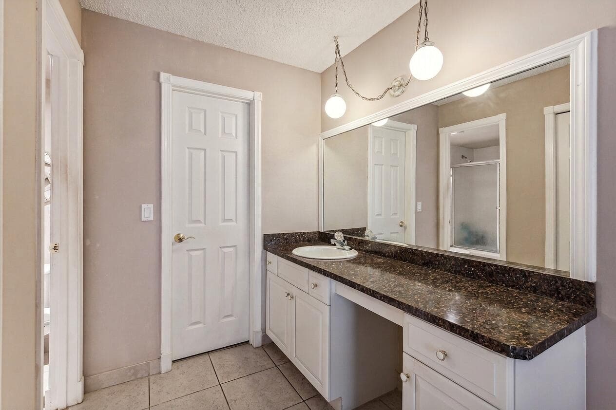 1051 Orange Terrace 103, Delray Beach, FL 33445 44