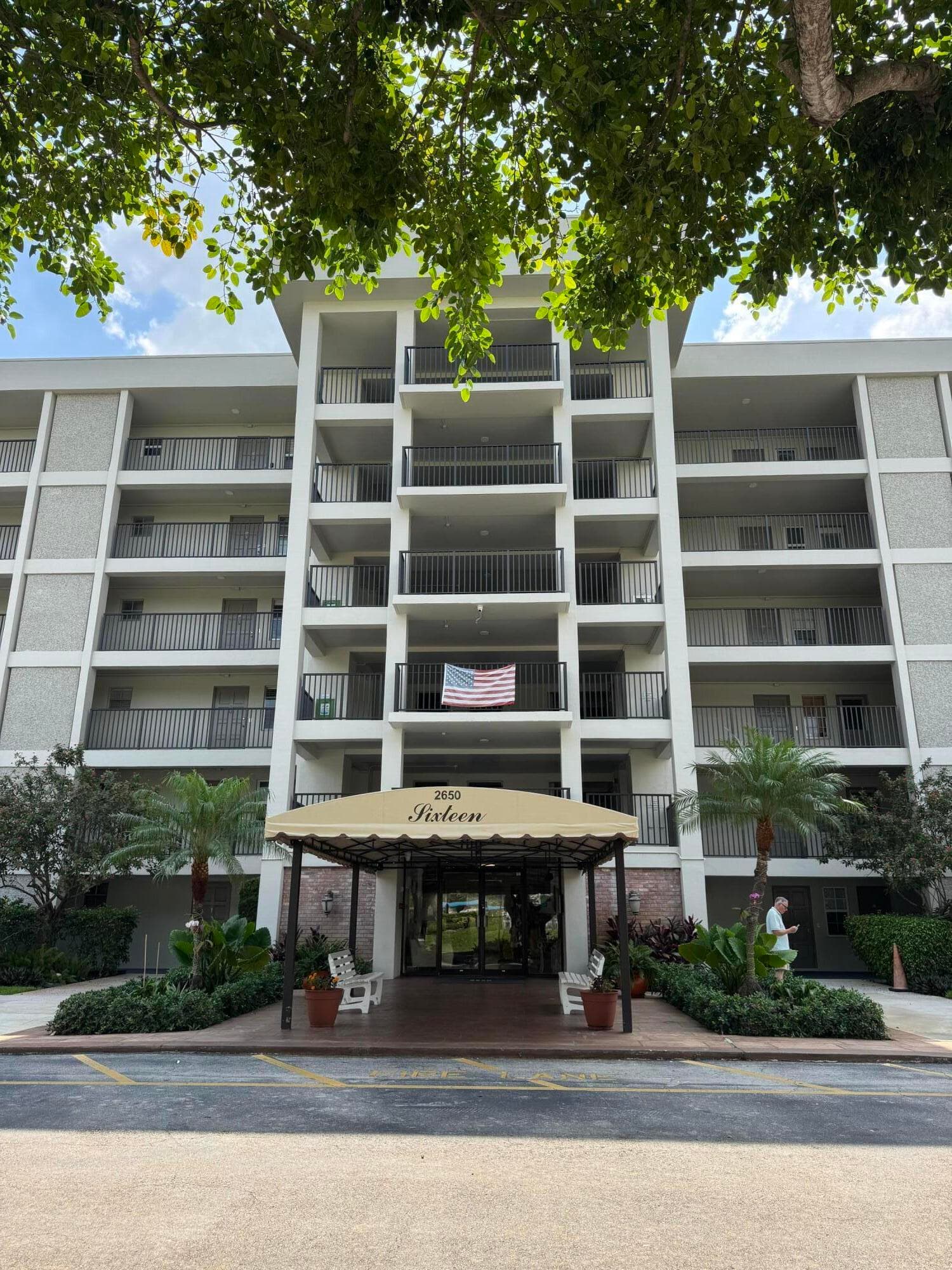2650 S Course Drive 407, Pompano Beach, FL 33069