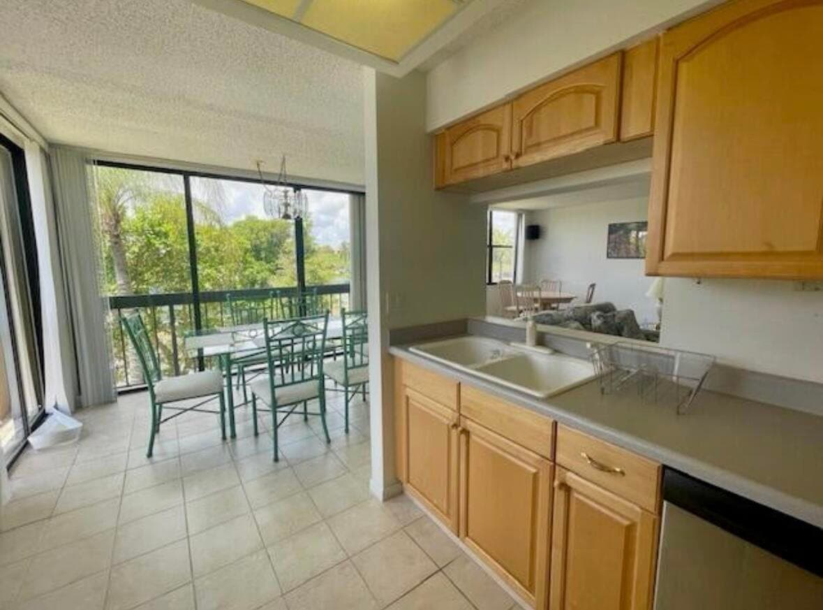 600 Egret Circle 7305, Delray Beach, FL 33444 22