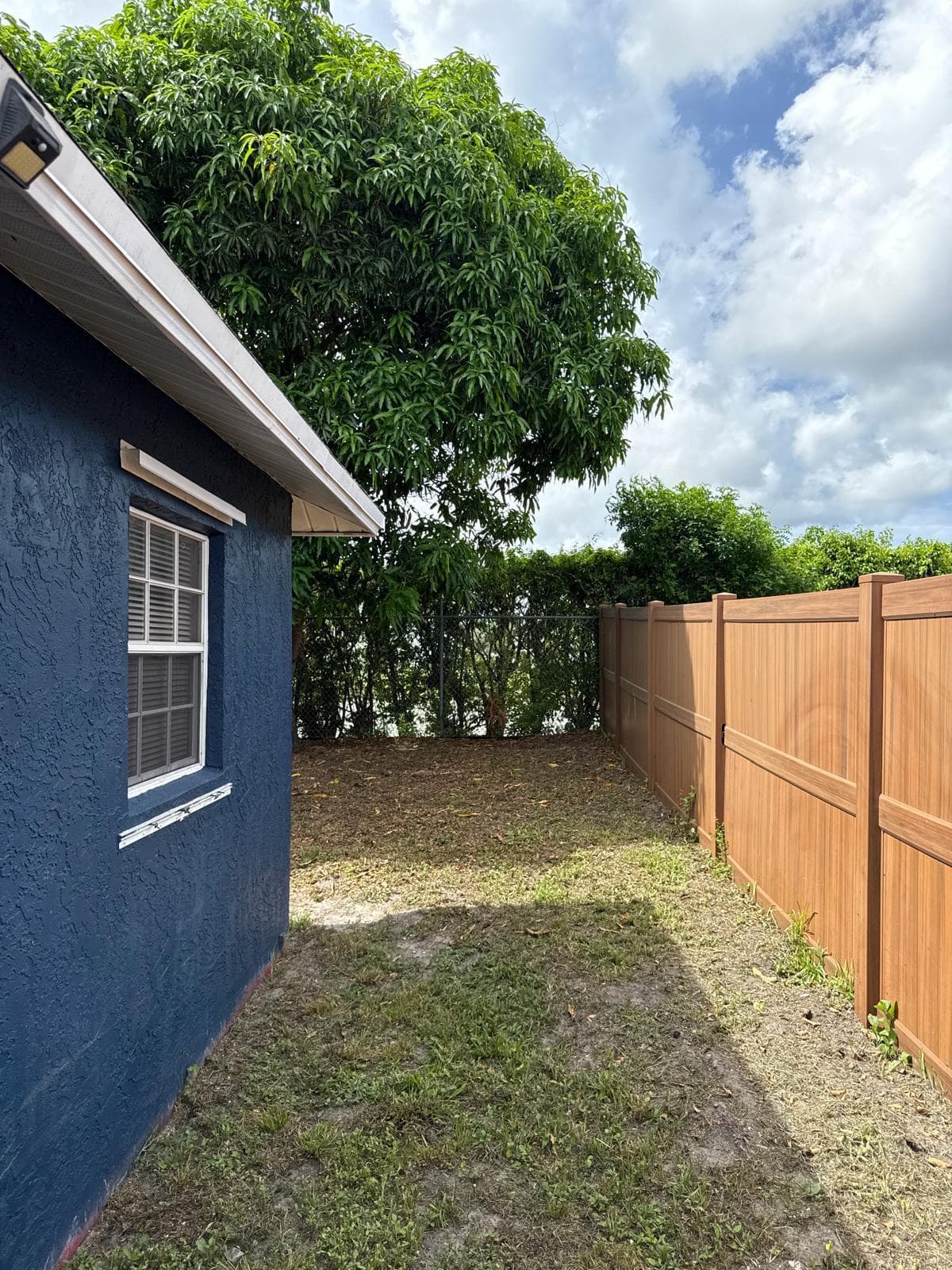 2630 W 28th Street, Riviera Beach, FL 33404 17