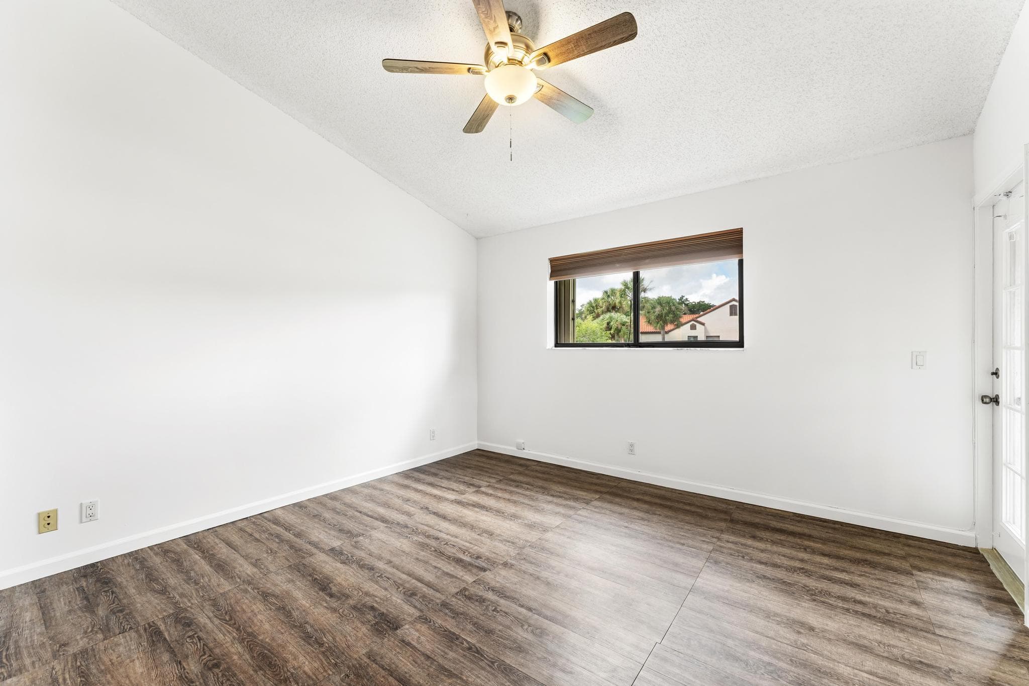 18 Vía De Casas Sur 205, Boynton Beach, FL 33426 15