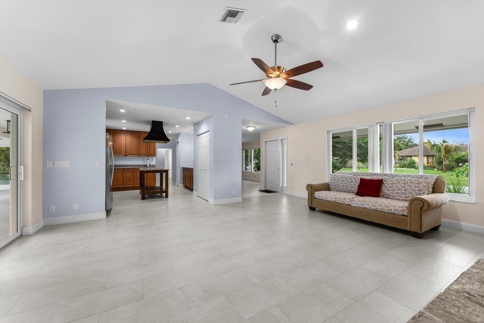 4811 Dorchester Mews, Haverhill, FL 33415 16