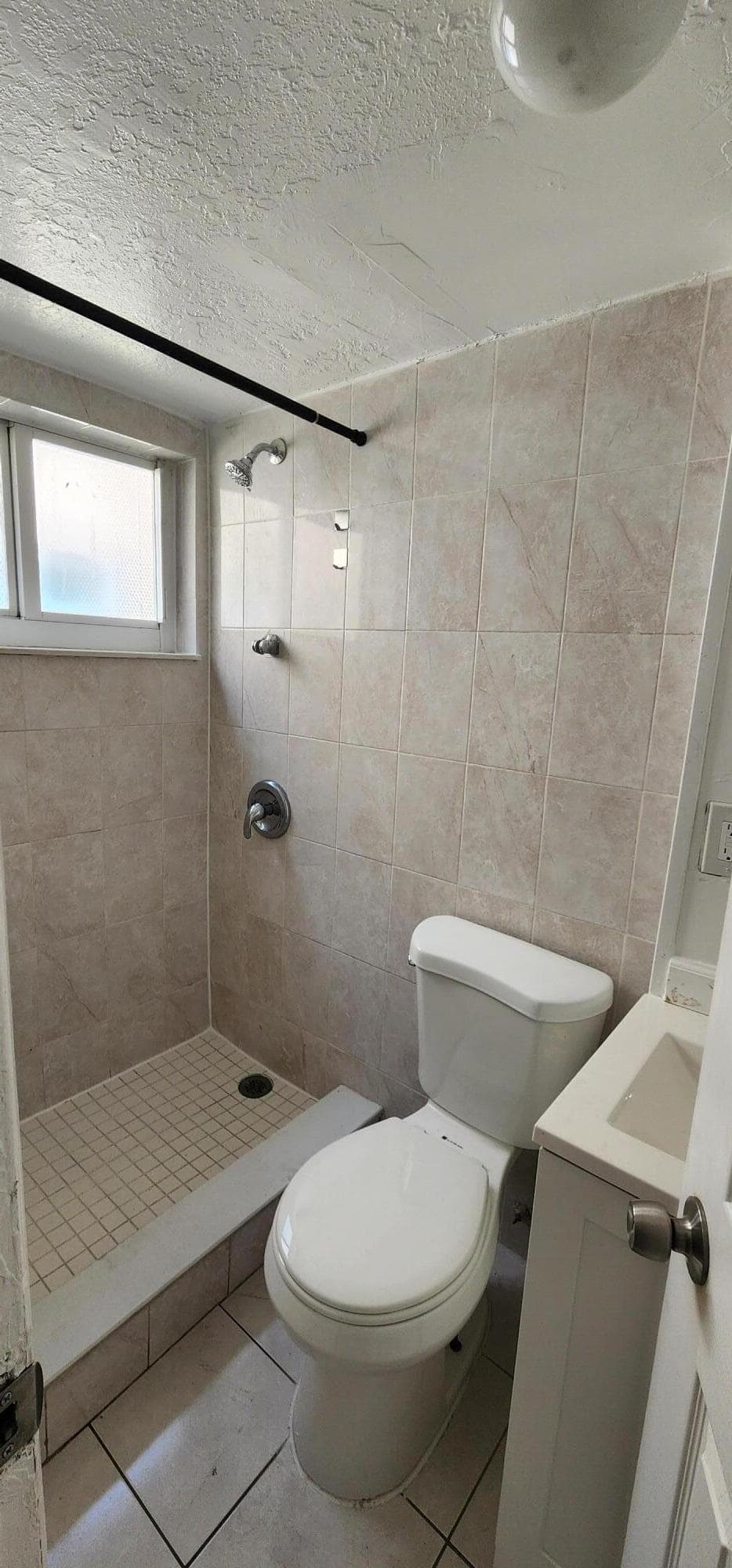 620 NW 7th Avenue 16, Pompano Beach, FL 33060 9