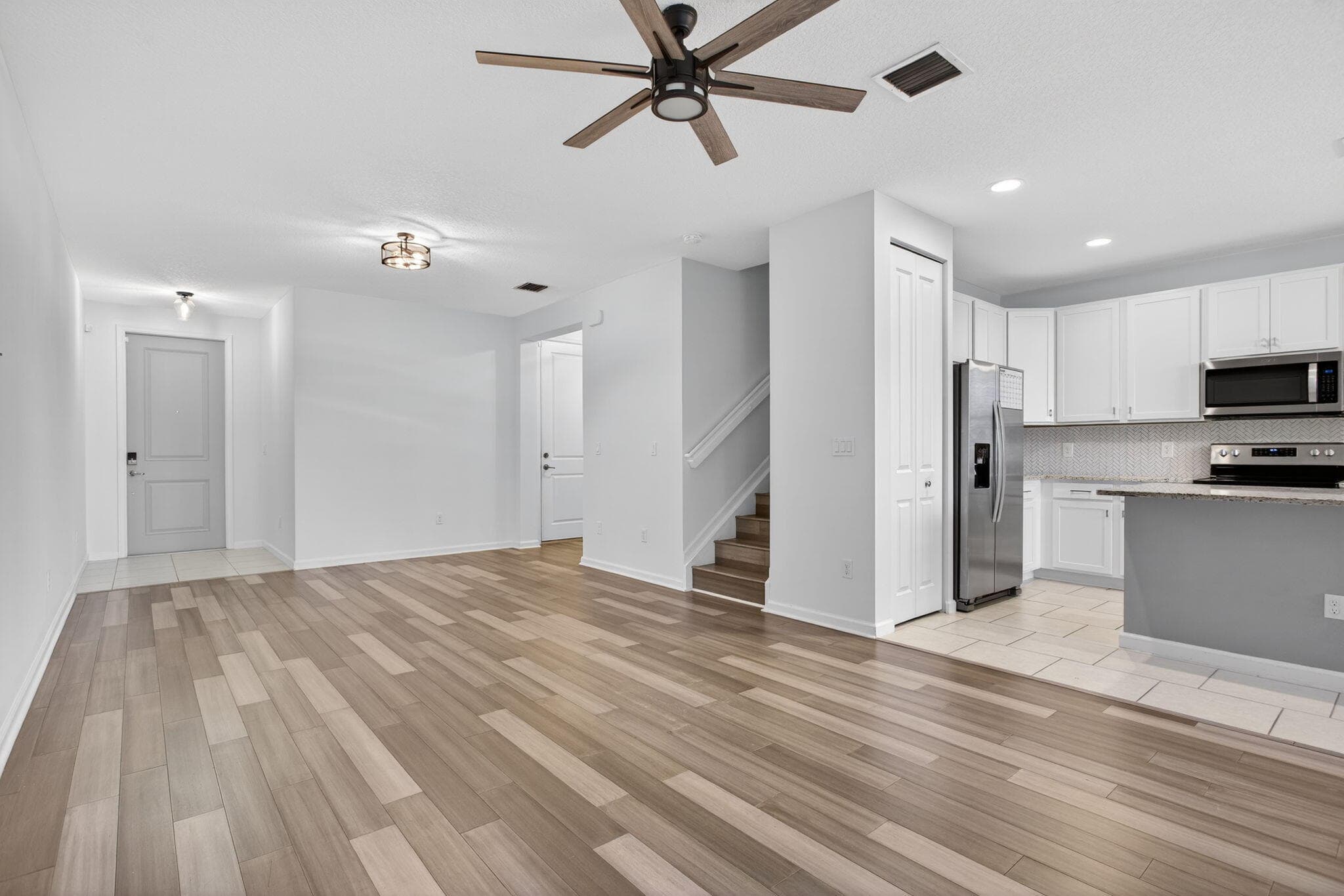 325 NW 33rd Lane, Pompano Beach, FL 33069 8