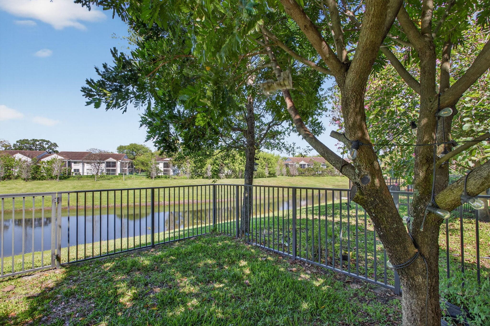 325 NW 33rd Lane, Pompano Beach, FL 33069 67