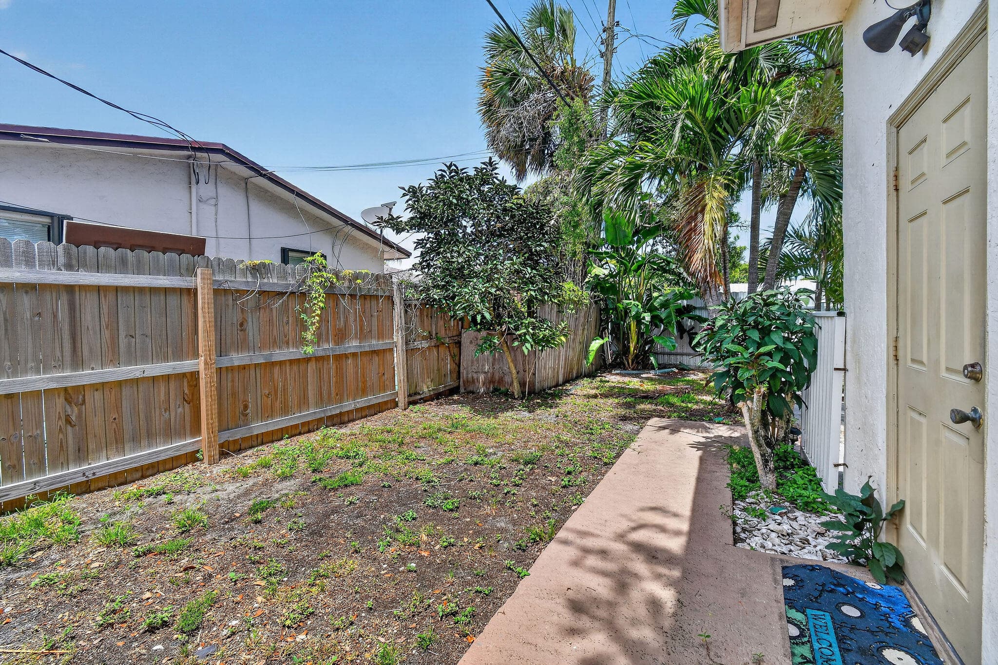 1005 Selkirk Street, West Palm Beach, FL 33405 30