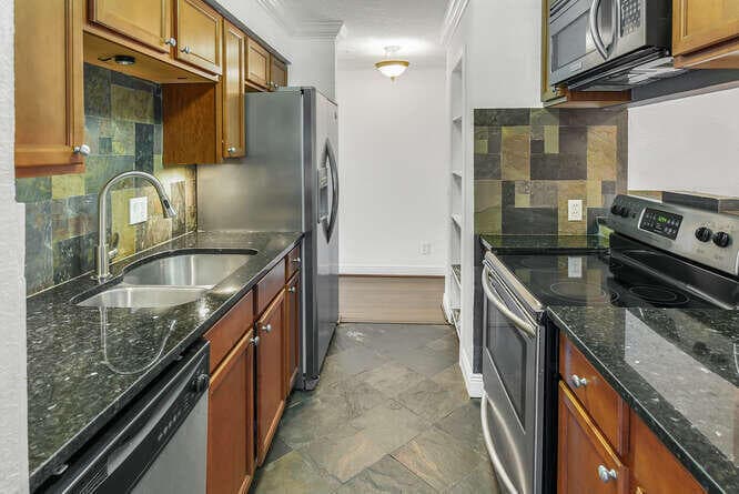 2311 N Congress Avenue 28, Boynton Beach, FL 33426 4