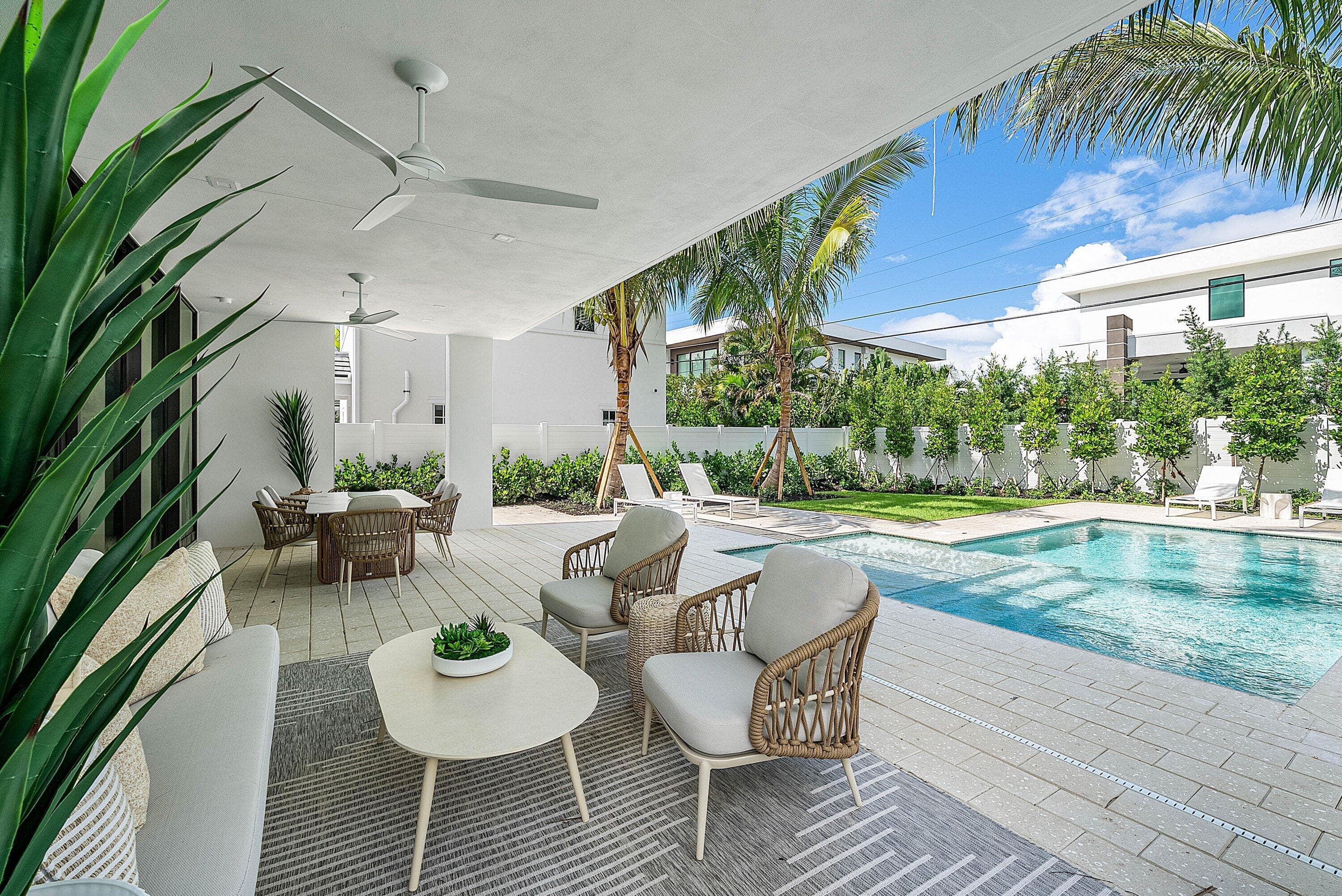 721 Lake Avenue N, Delray Beach, FL 33483 25