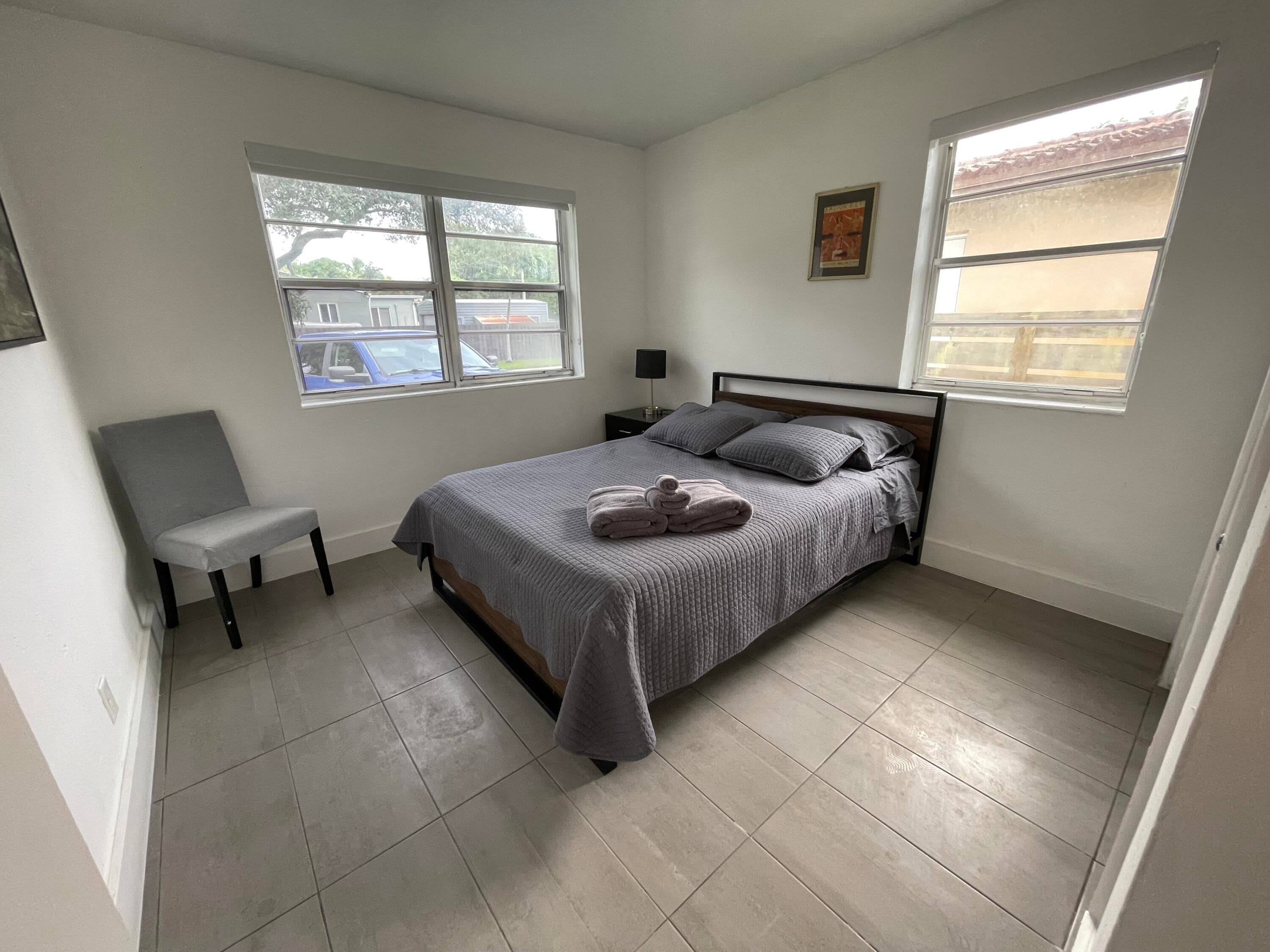 1625 cleveland Street B, Hollywood, FL 33020 11