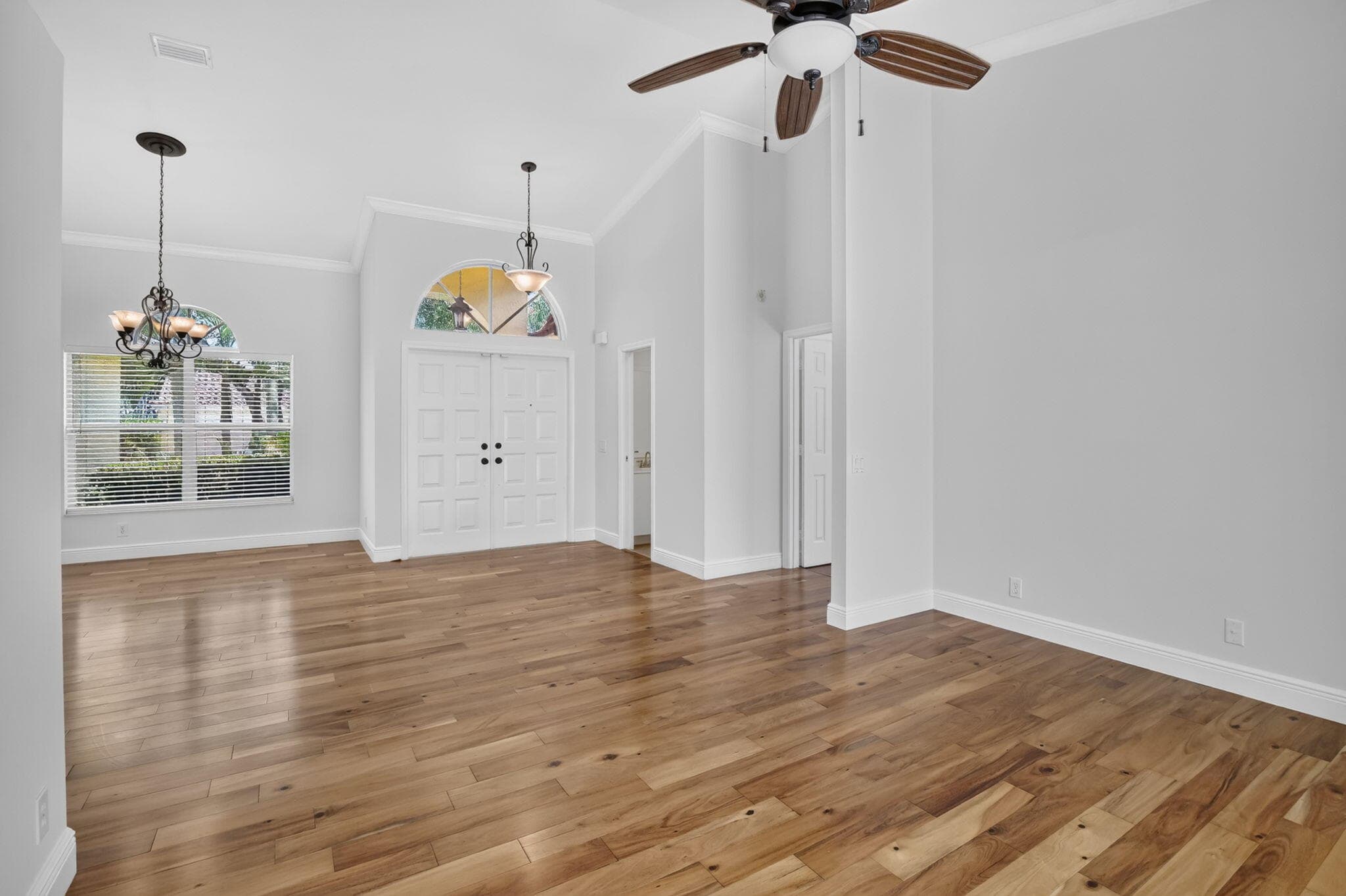 1959 Water Ridge Drive, Weston, FL 33326 4